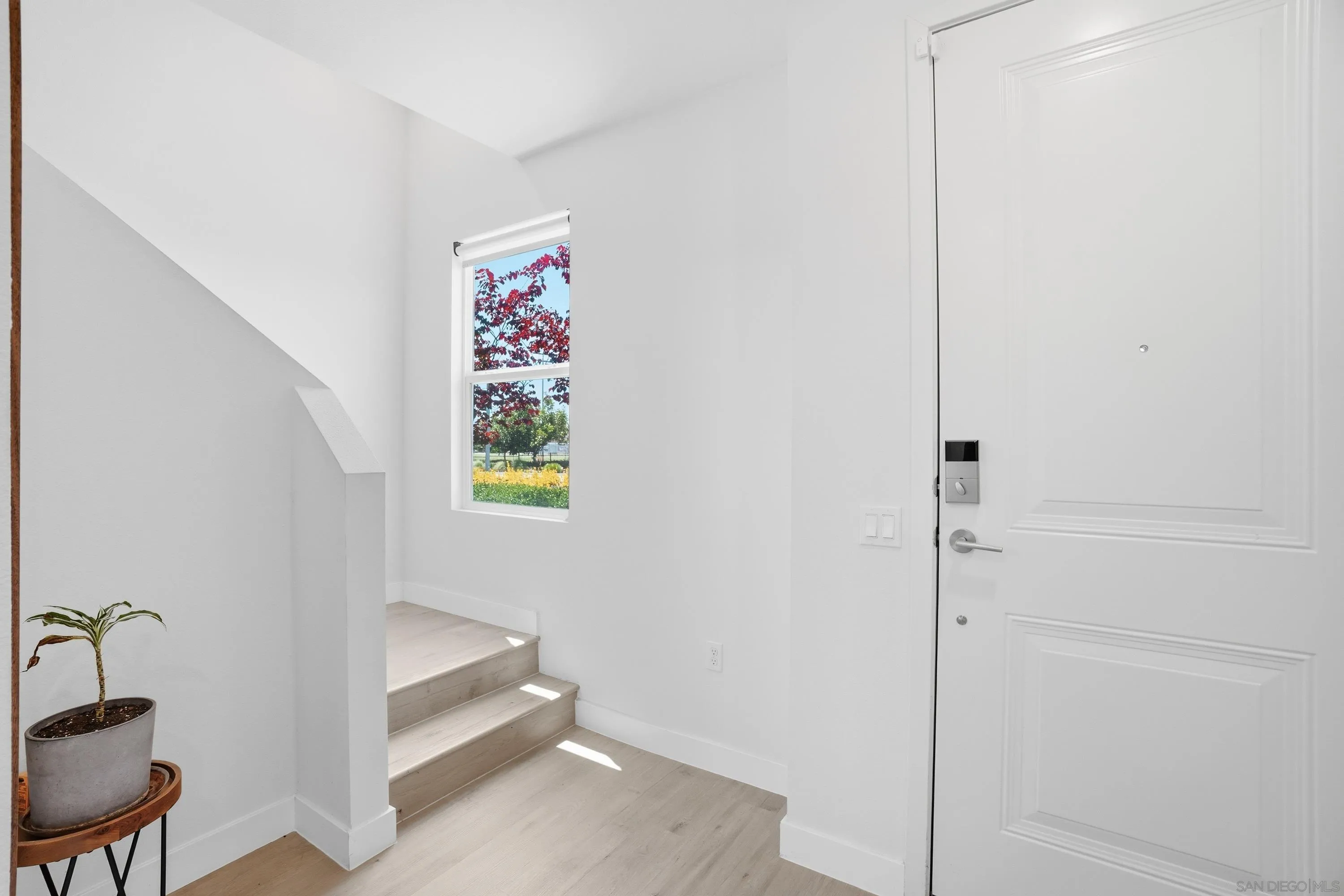 https://cdn.realtyfeed.com/cdn/127/260017720/3a8b7968bd280c4ab524d6a39ebcf825.webp