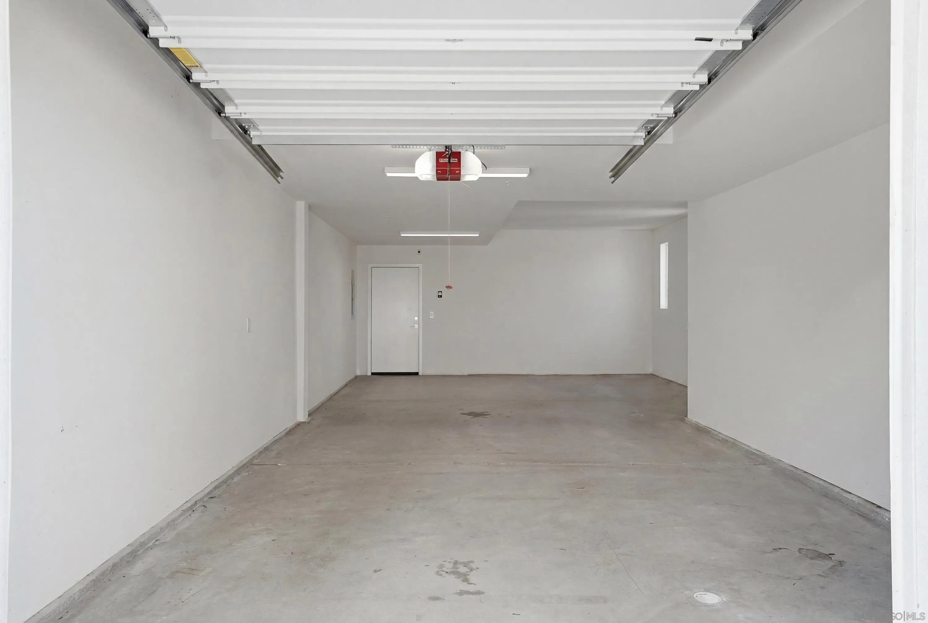 https://cdn.realtyfeed.com/cdn/127/260017720/46ad3ac4749876a3a6349cb6b1270235.webp