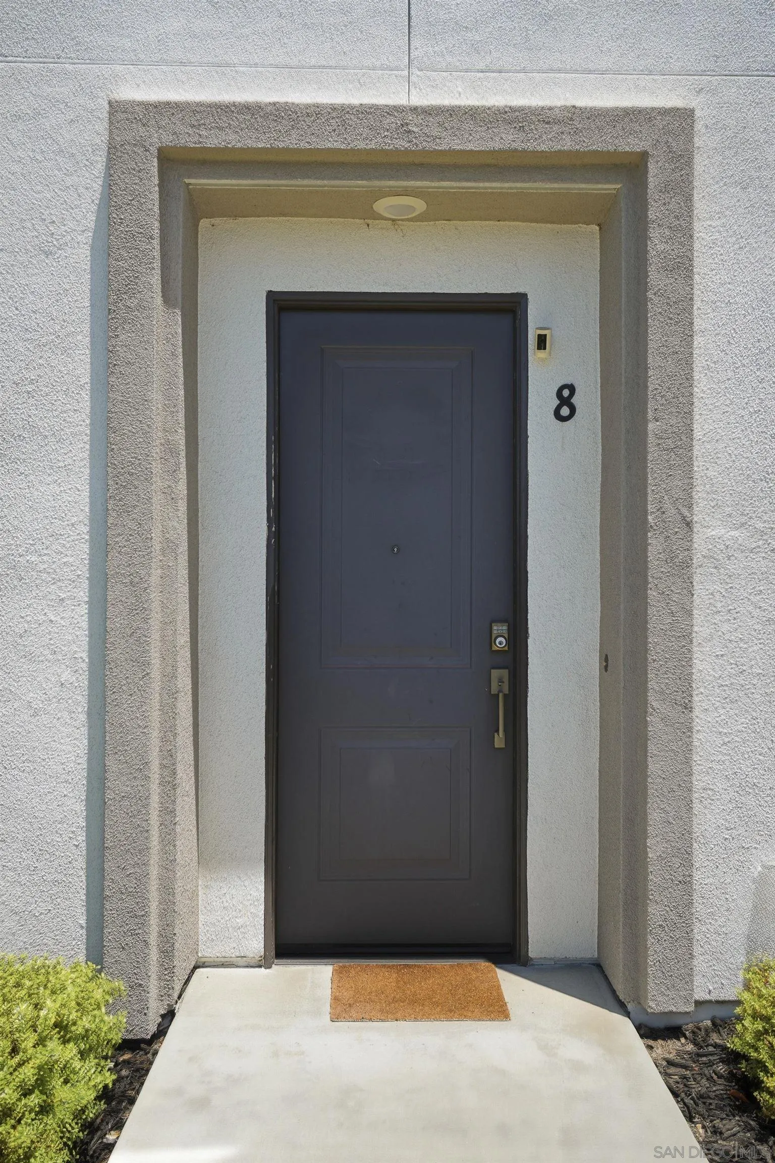 https://cdn.realtyfeed.com/cdn/127/260017720/55c4f6b3f72382e186725132a6ed2759.webp