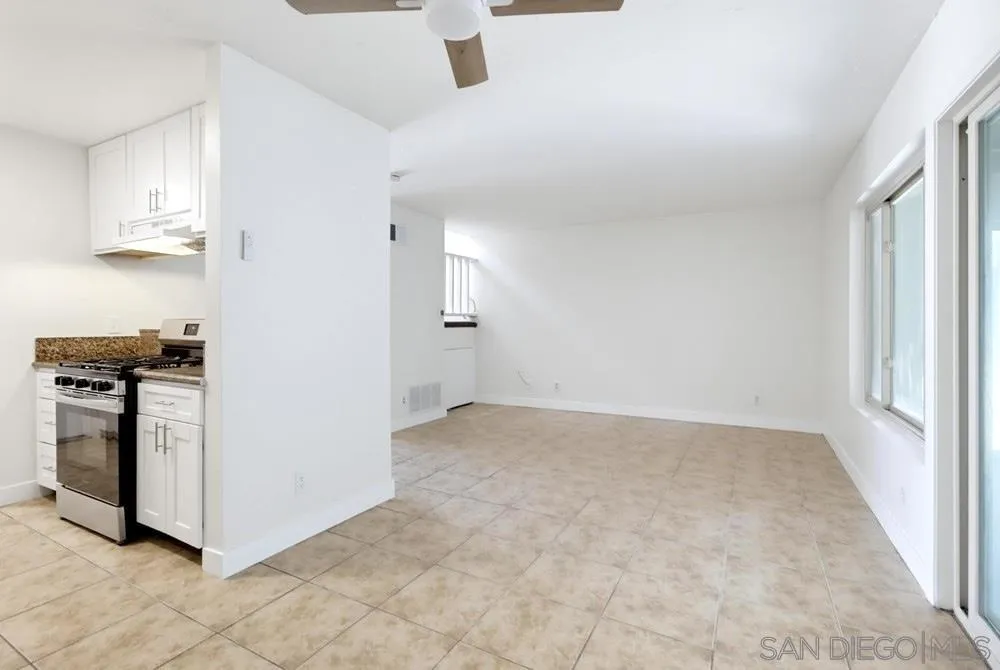 8837 Terrarama, Spring Valley, CA 91977 - Photo 5 of 32, Spring Valley, CA