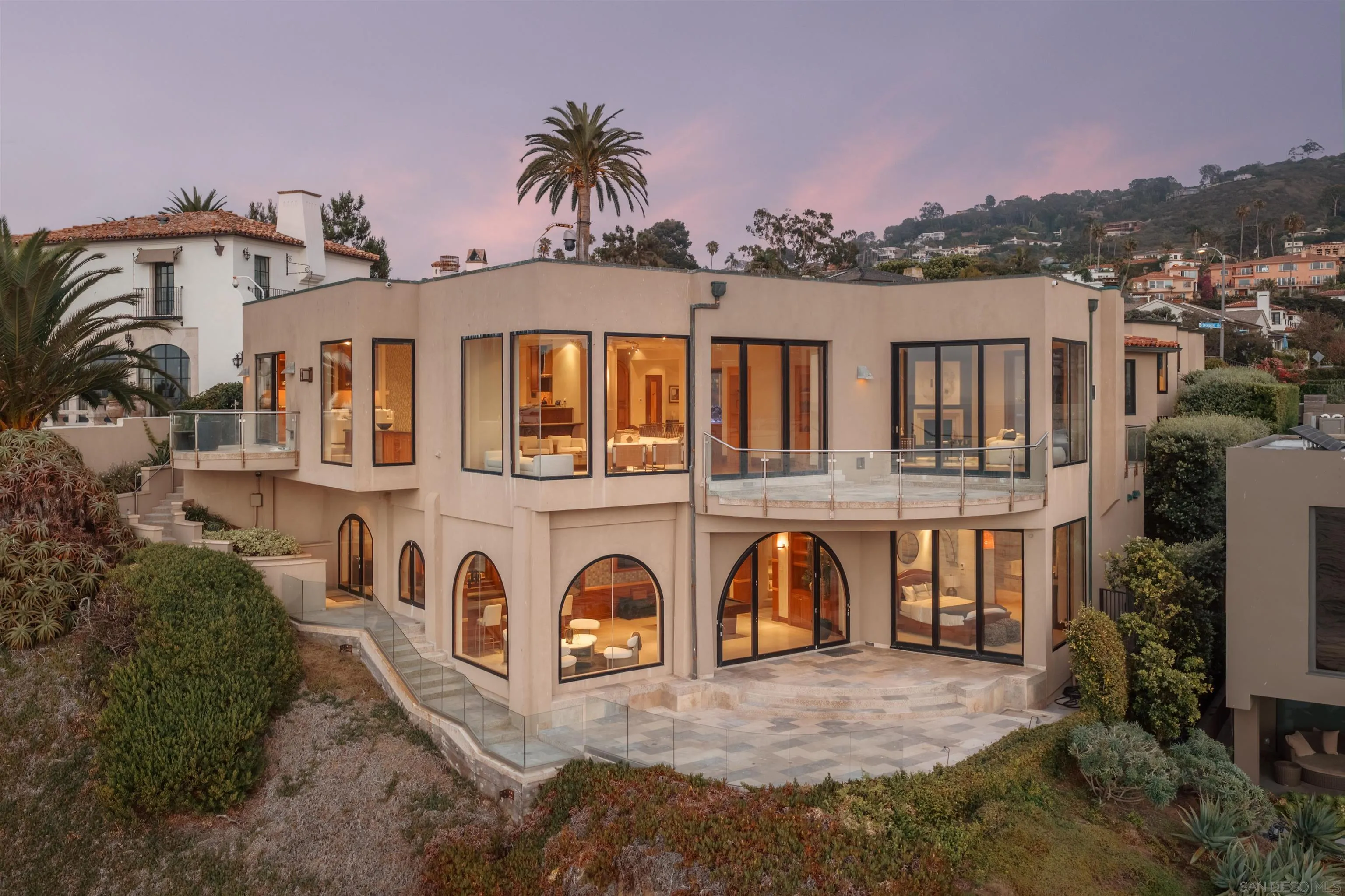 1828 Spindrift Dr, La Jolla, CA 92037 - Photo 3 of 49, La Jolla, CA