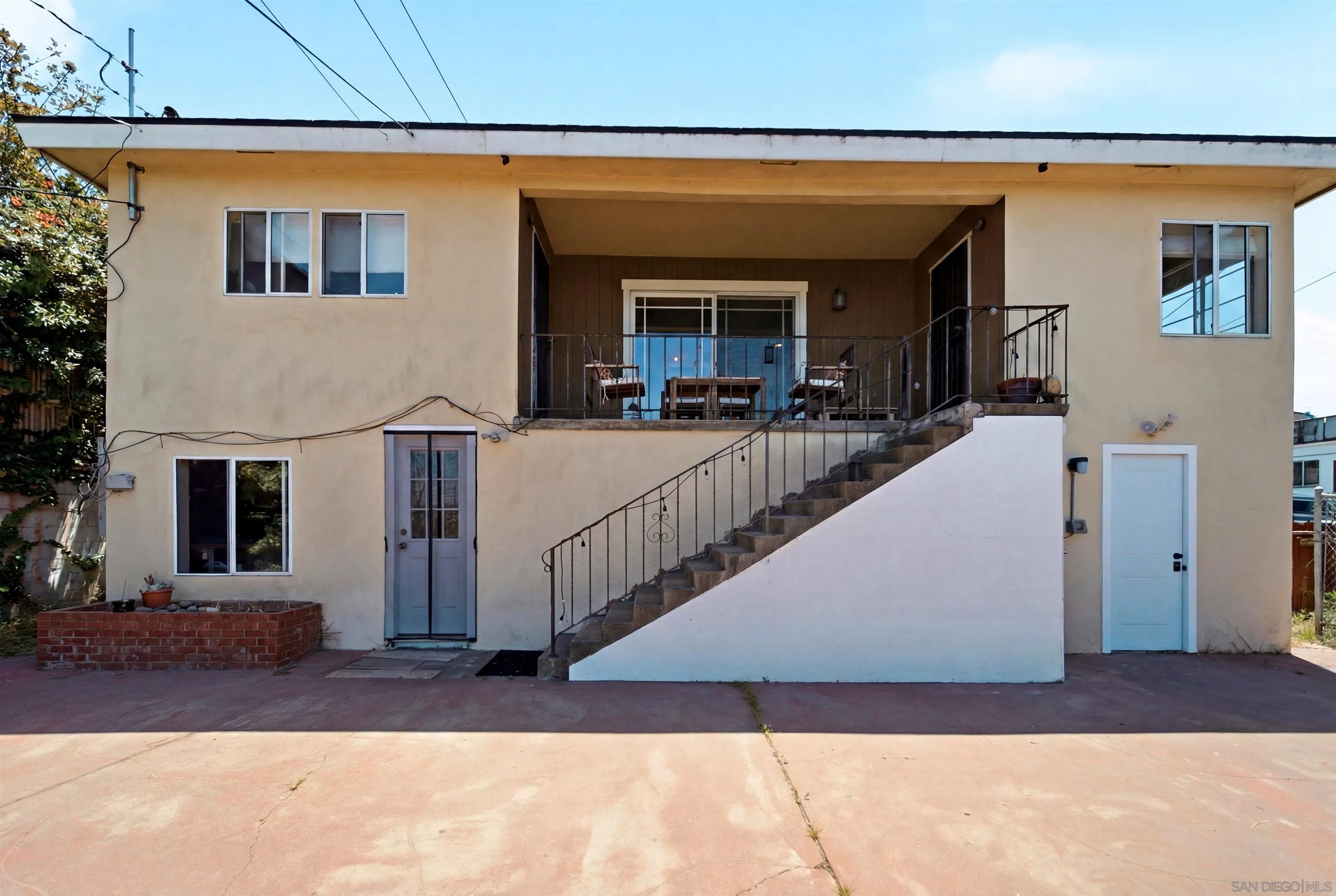 https://cdn.realtyfeed.com/cdn/127/260017736/05b67a3bf4a8c819e4a1f252c8dc07da.webp