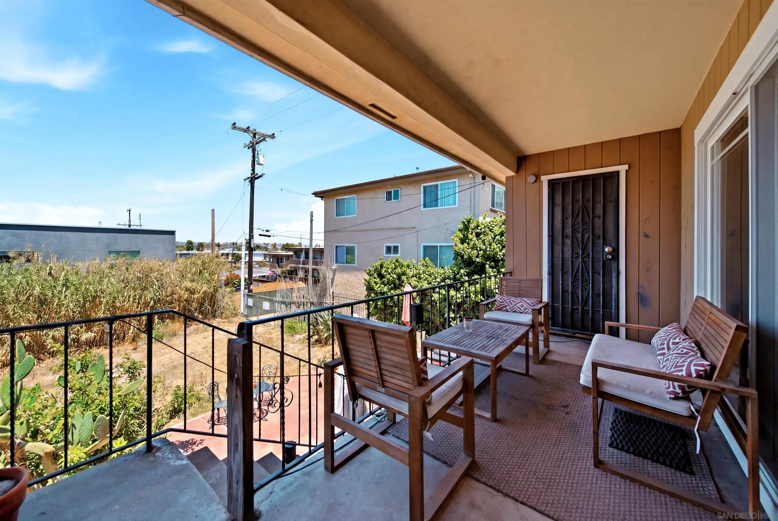 https://cdn.realtyfeed.com/cdn/127/260017736/0bd70f99fa97d4356672f784f3f8f1f9.webp
