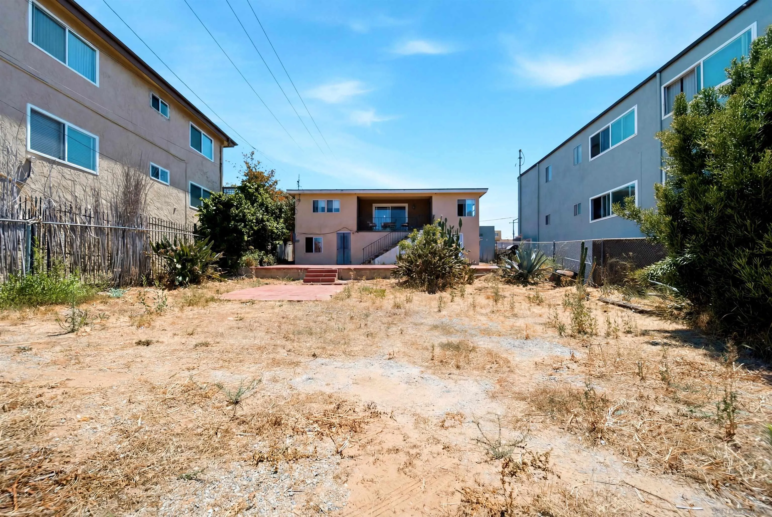 https://cdn.realtyfeed.com/cdn/127/260017736/6e960aa9e6bb542a14902433804692db.webp