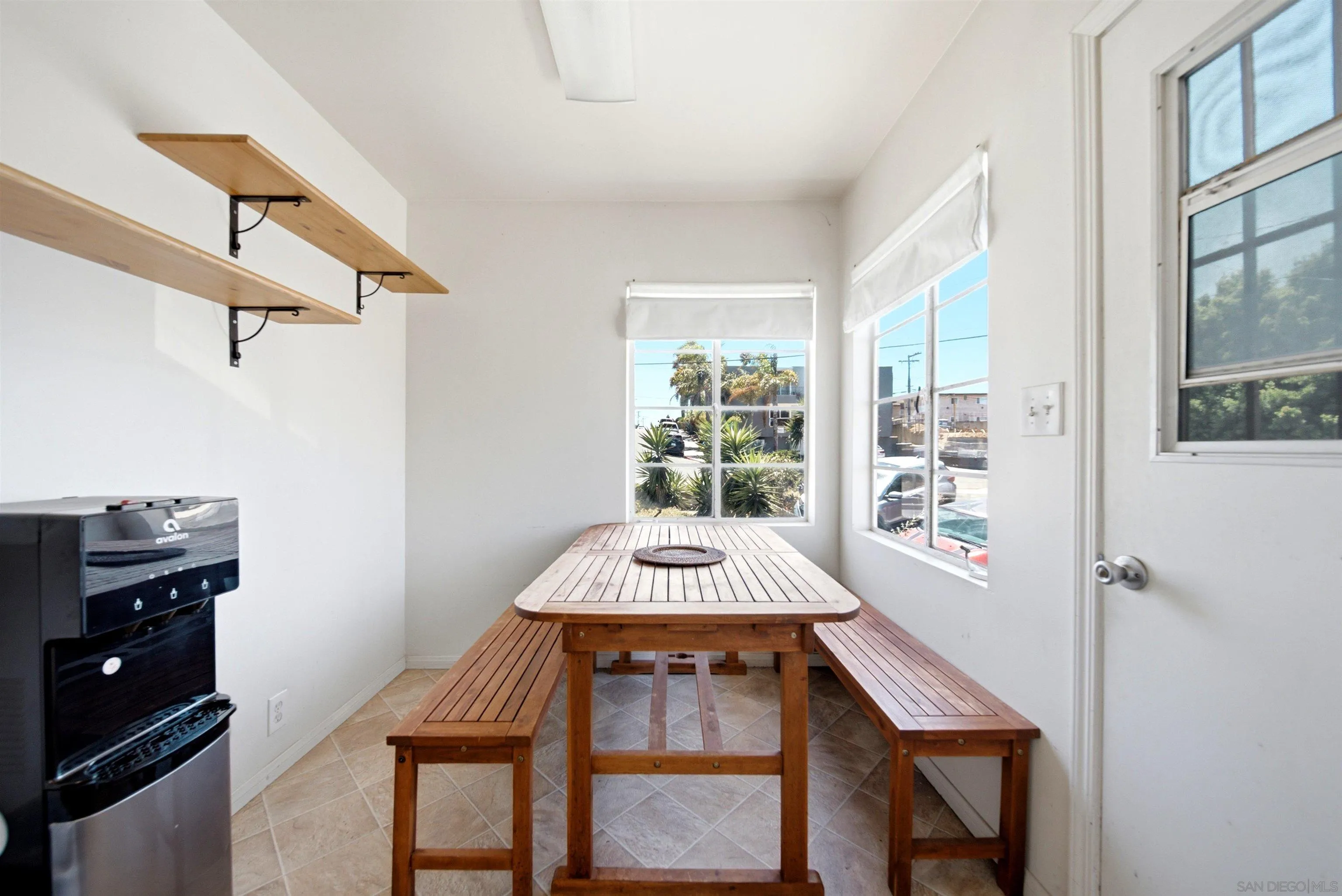 https://cdn.realtyfeed.com/cdn/127/260017736/7948e07c94dda8abe8e5a1955c7284a1.webp