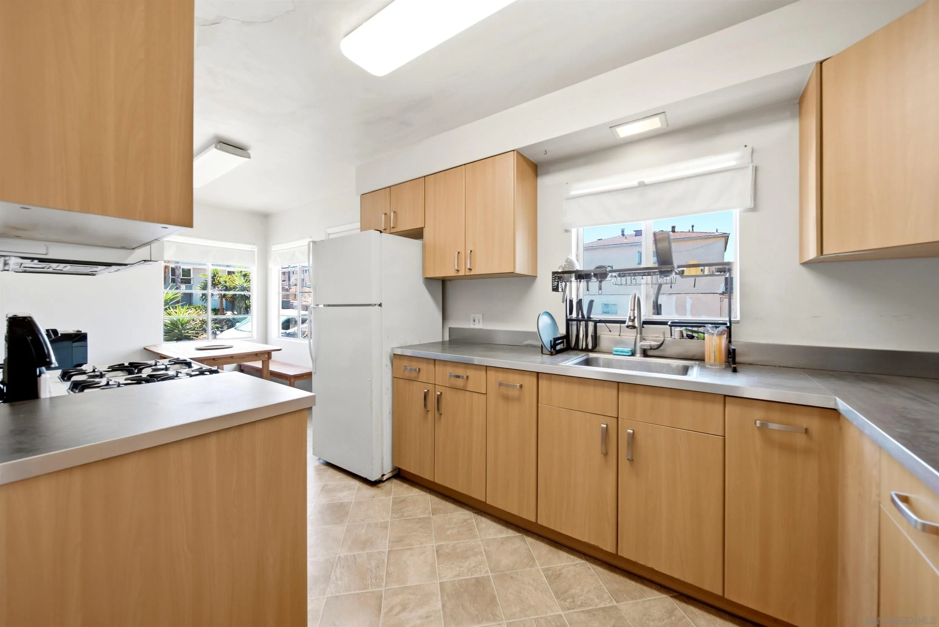 https://cdn.realtyfeed.com/cdn/127/260017736/a0687948674af6d6fa8667a66b46b30e.webp