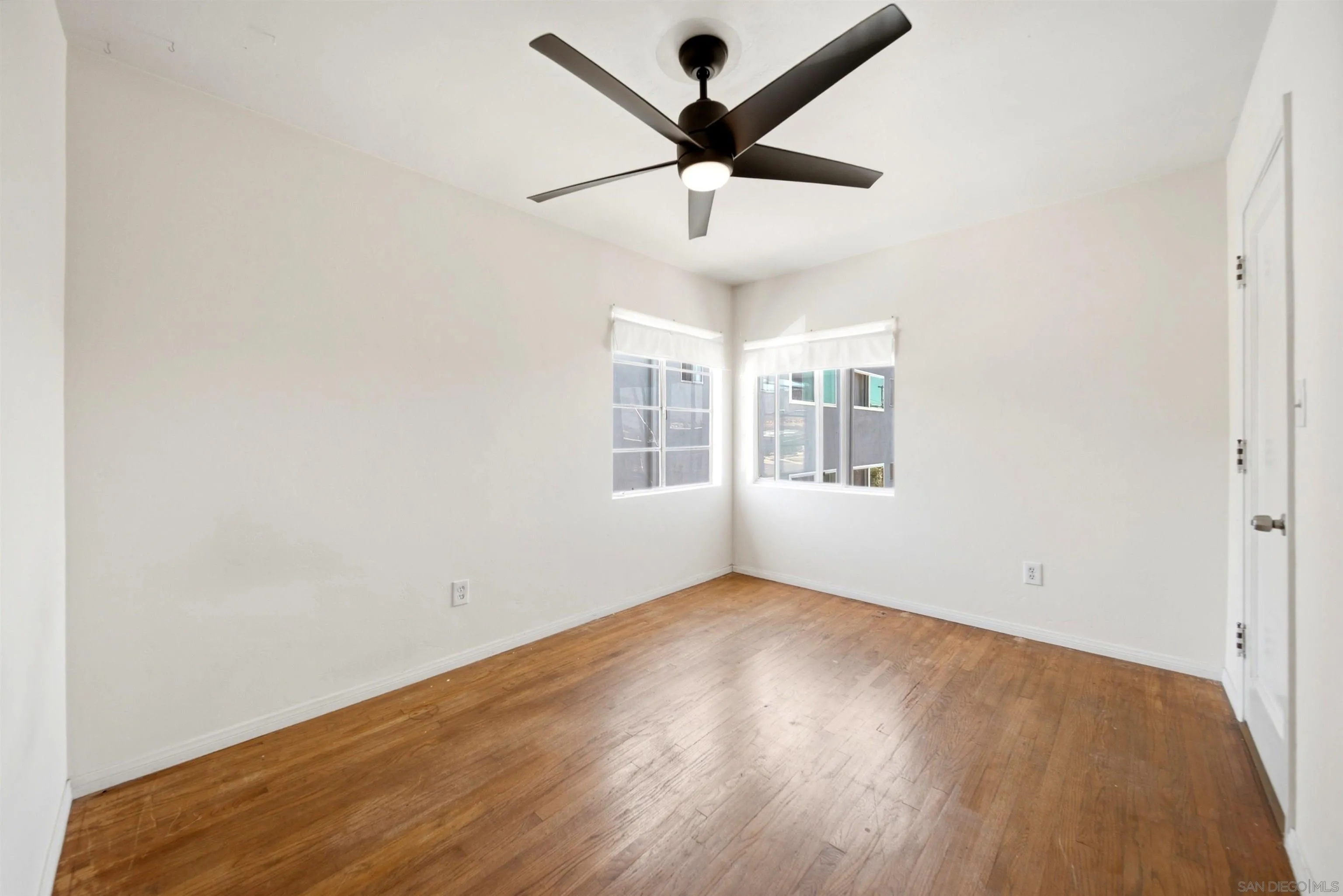 https://cdn.realtyfeed.com/cdn/127/260017736/fd5953211e014c96347b908701c60b7f.webp