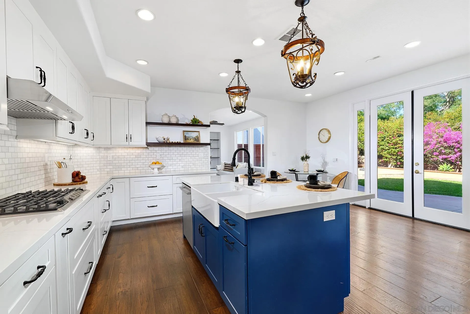 https://cdn.realtyfeed.com/cdn/127/260017749/023d6c9ede0ff90402d66a441078c292.webp