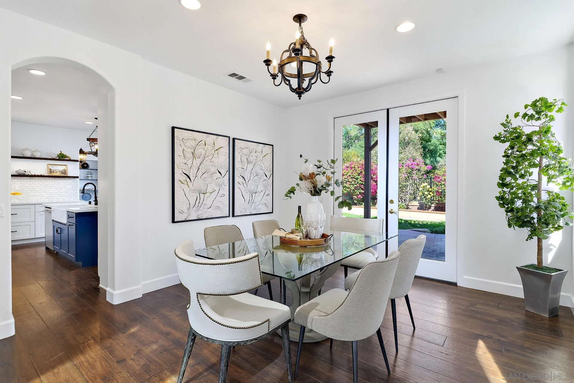 https://cdn.realtyfeed.com/cdn/127/260017749/2932dfadb1cf5cde2e3f8b13648beffb.webp