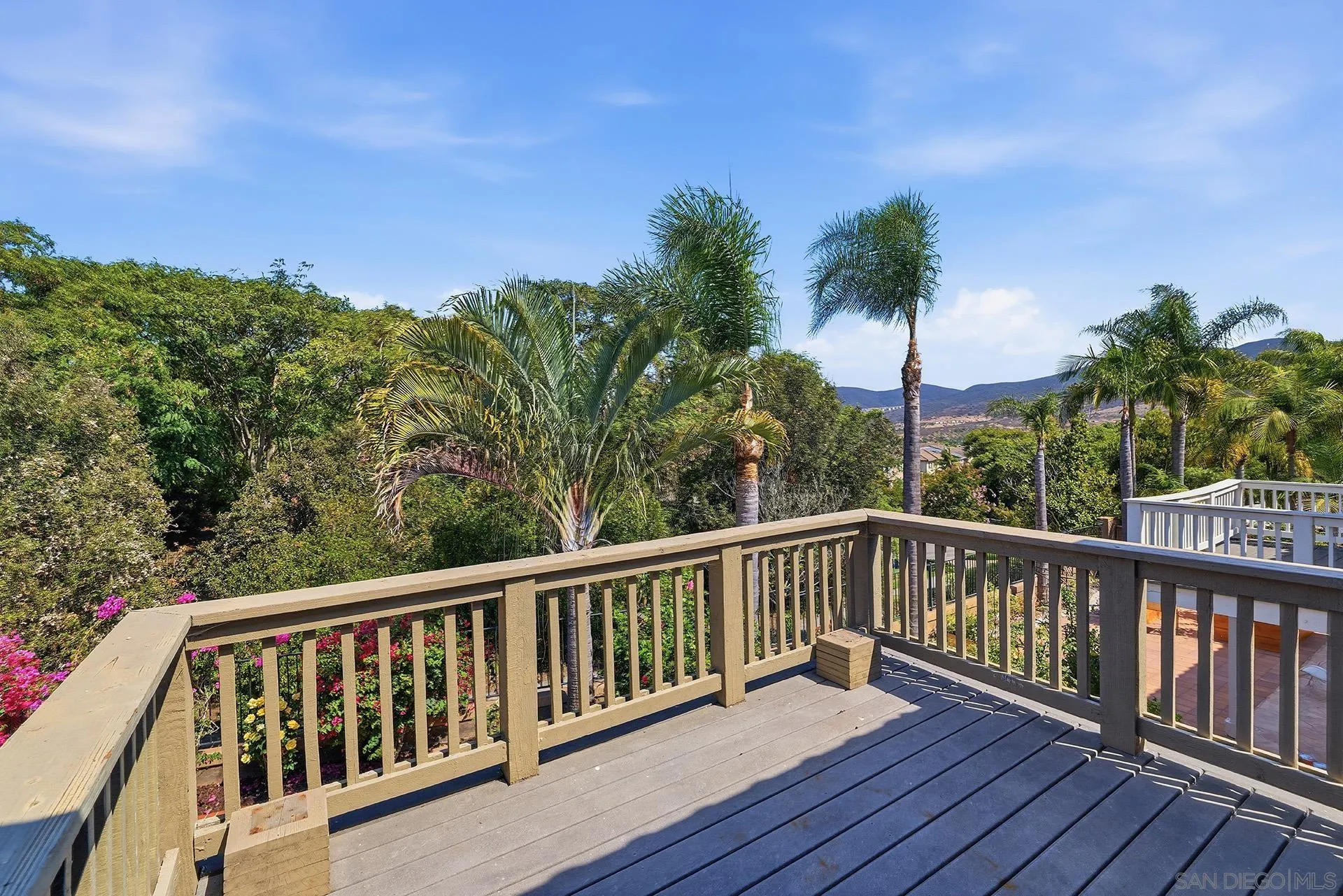 https://cdn.realtyfeed.com/cdn/127/260017749/c7f3660a2c29ec2528ace48a414bc22a.webp