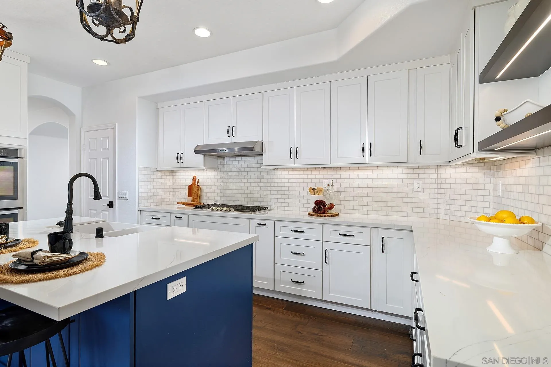 https://cdn.realtyfeed.com/cdn/127/260017749/eca0cdddd1dac8036c7a66e0f0c31443.webp