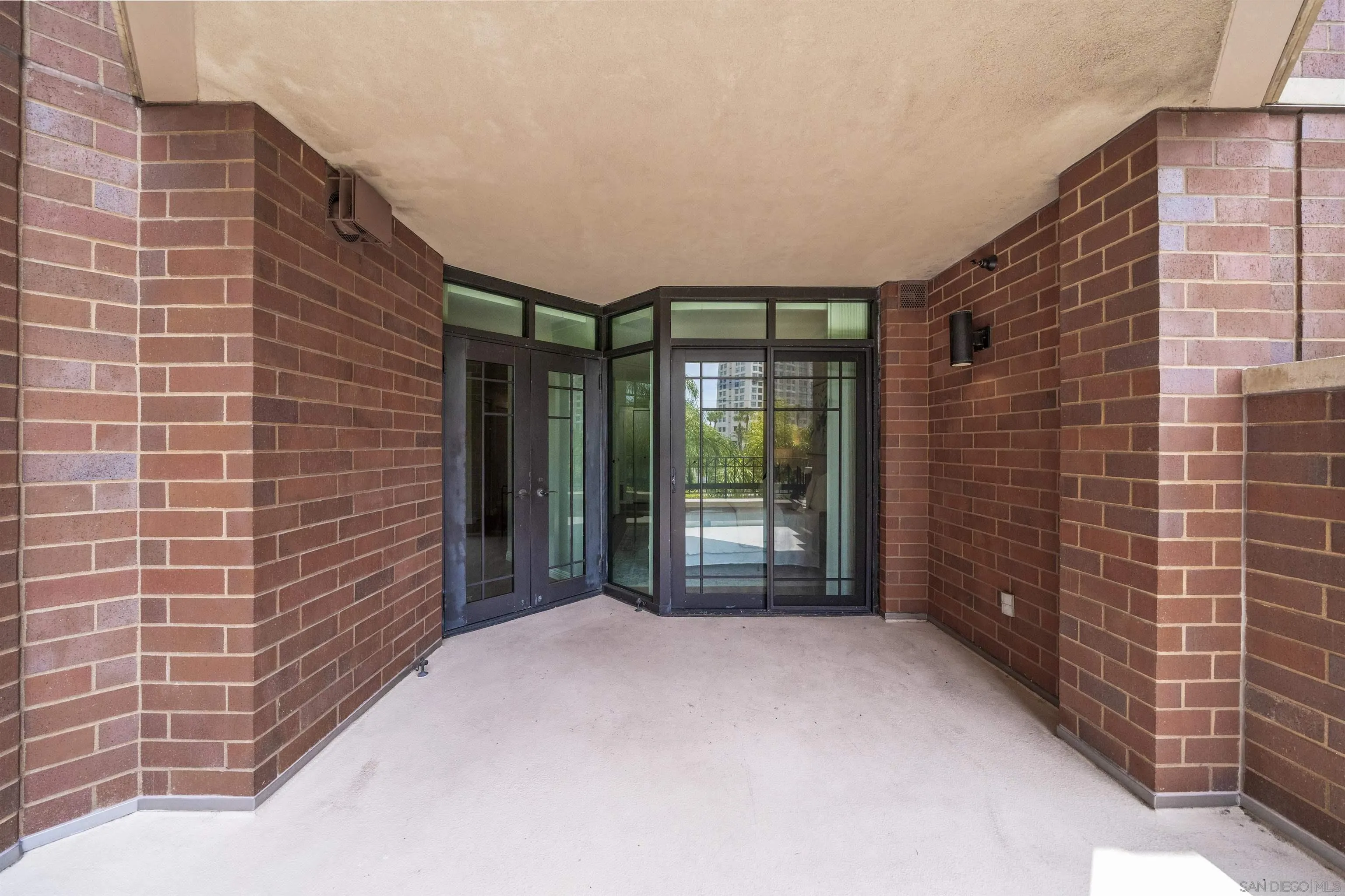 Photo #11: 260017759 Listing: Photo #11