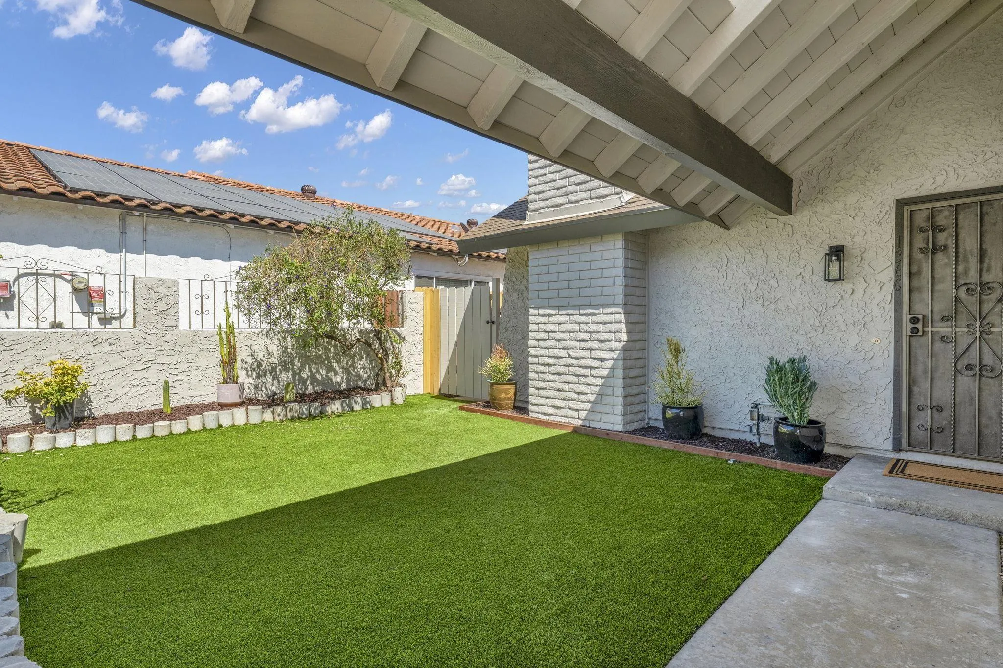 https://cdn.realtyfeed.com/cdn/127/260017765/0674faa5df03809d9ee680a35d6761d2.webp
