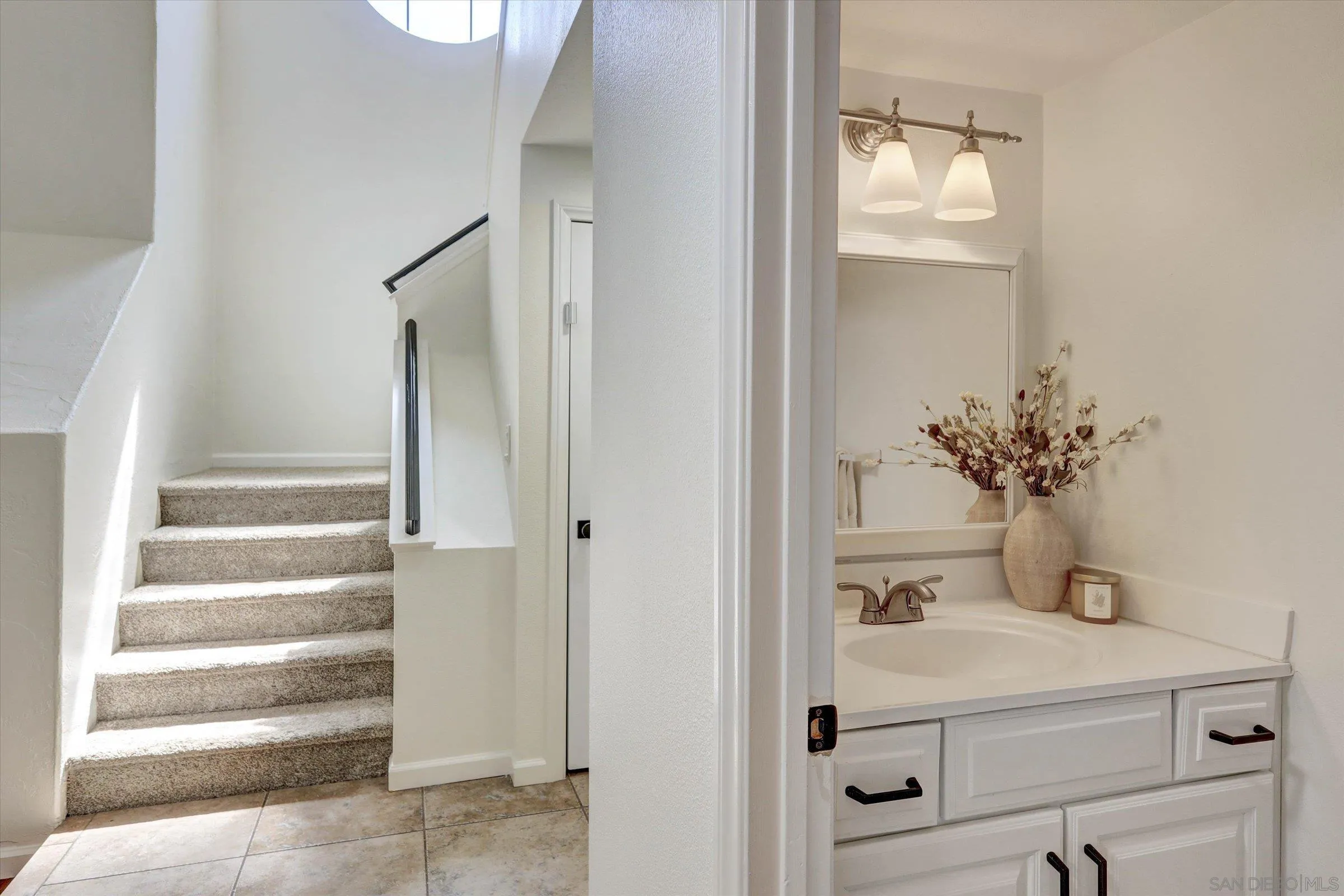 https://cdn.realtyfeed.com/cdn/127/260017769/128cbbba334d841e1982e8512bd70d70.webp