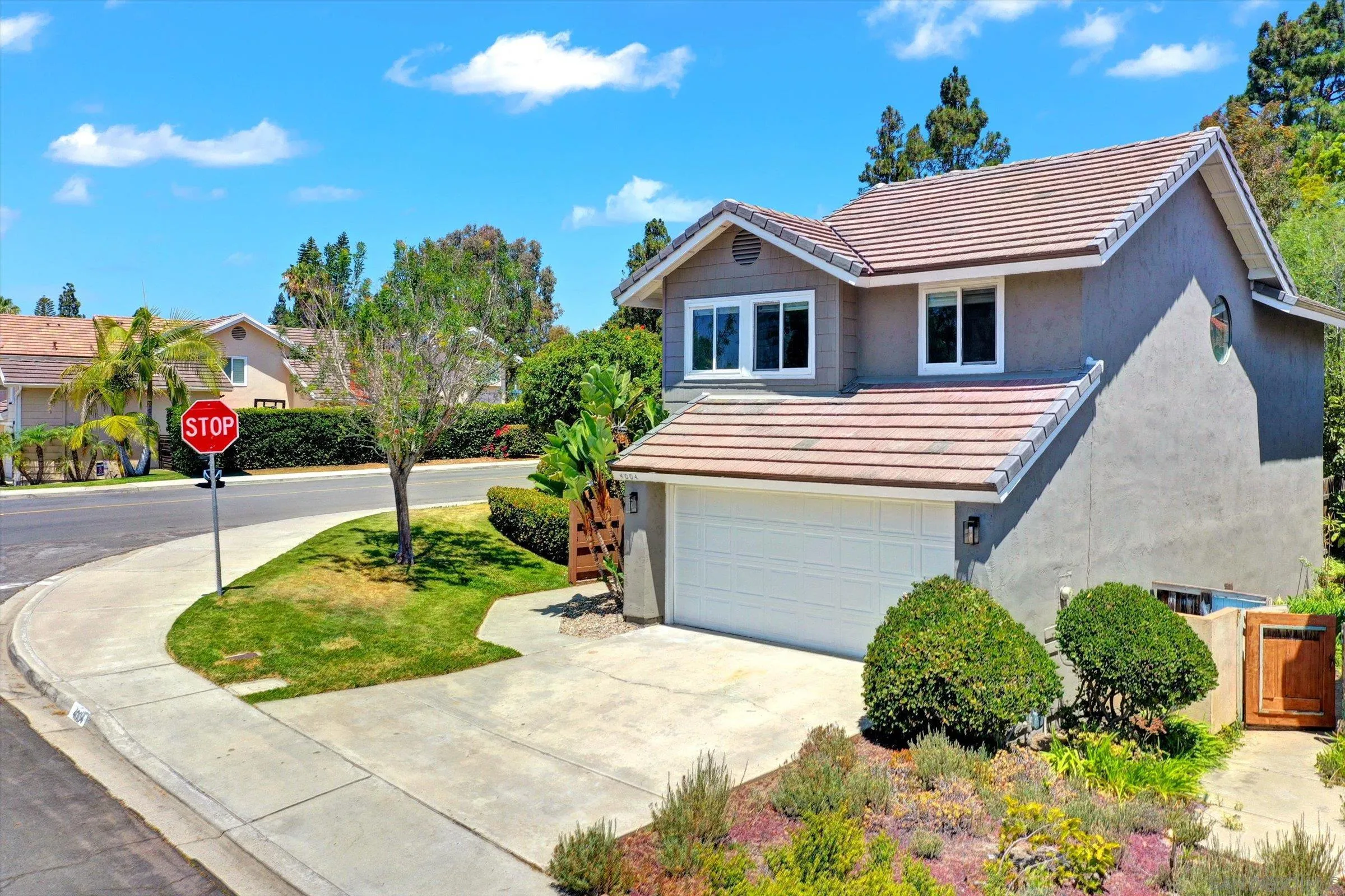 https://cdn.realtyfeed.com/cdn/127/260017769/1e6aa9f3dc13cbb37b15dca144e99776.webp