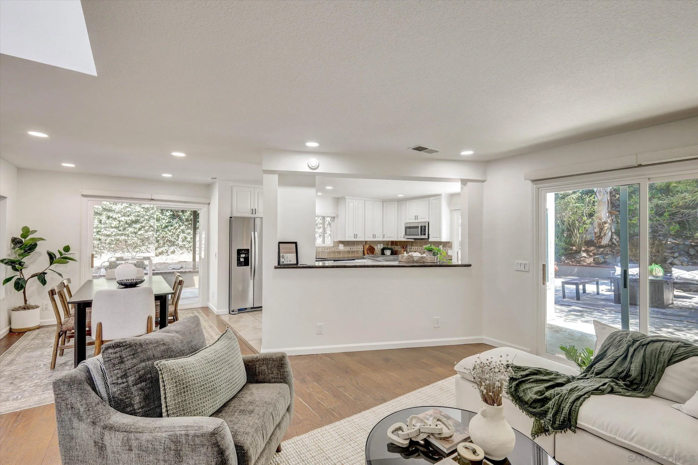 https://cdn.realtyfeed.com/cdn/127/260017769/3d14ab832a2976df43636d3d254b2ccc.webp