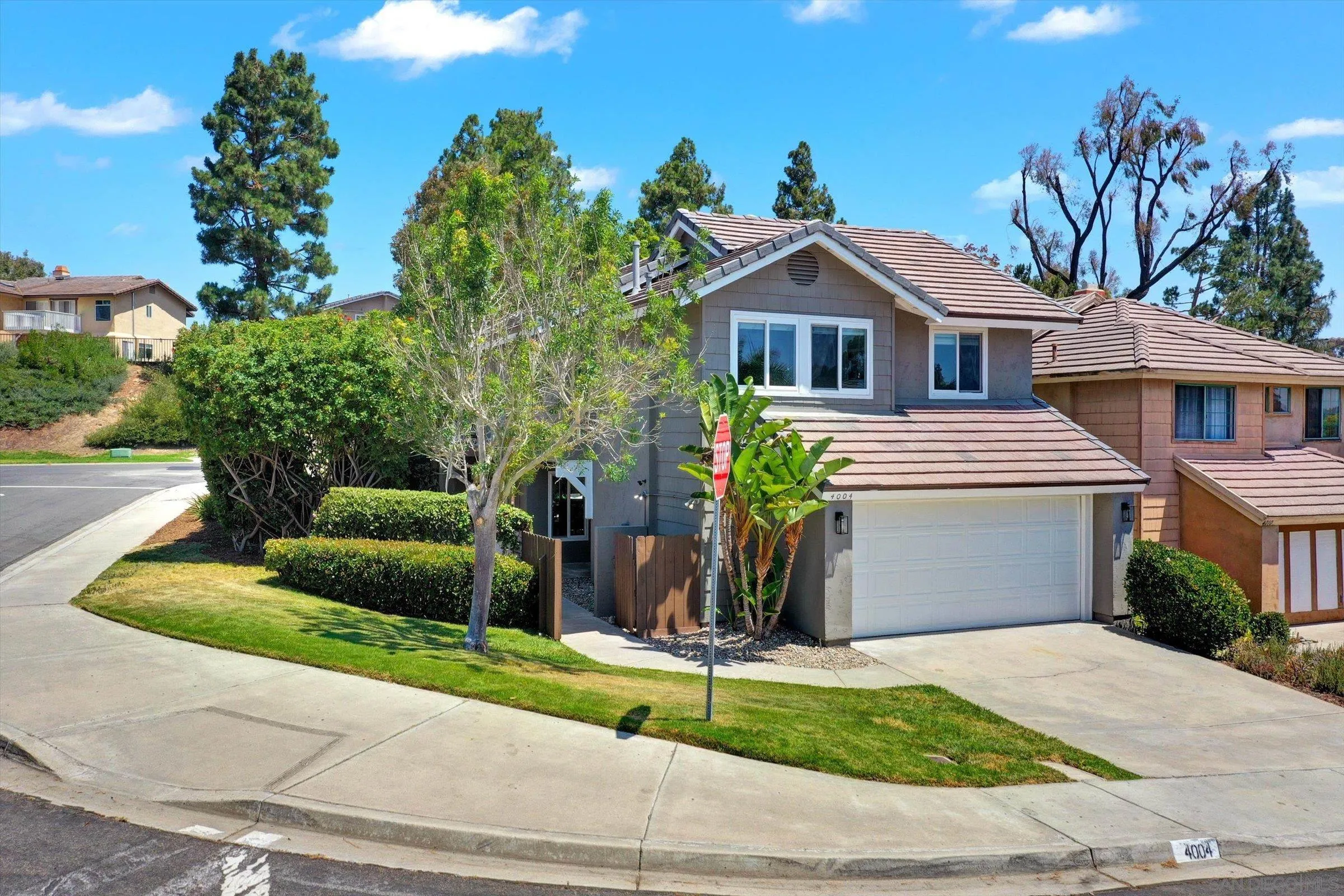 https://cdn.realtyfeed.com/cdn/127/260017769/49a2f65ae796fac26cc12bd67290bd88.webp