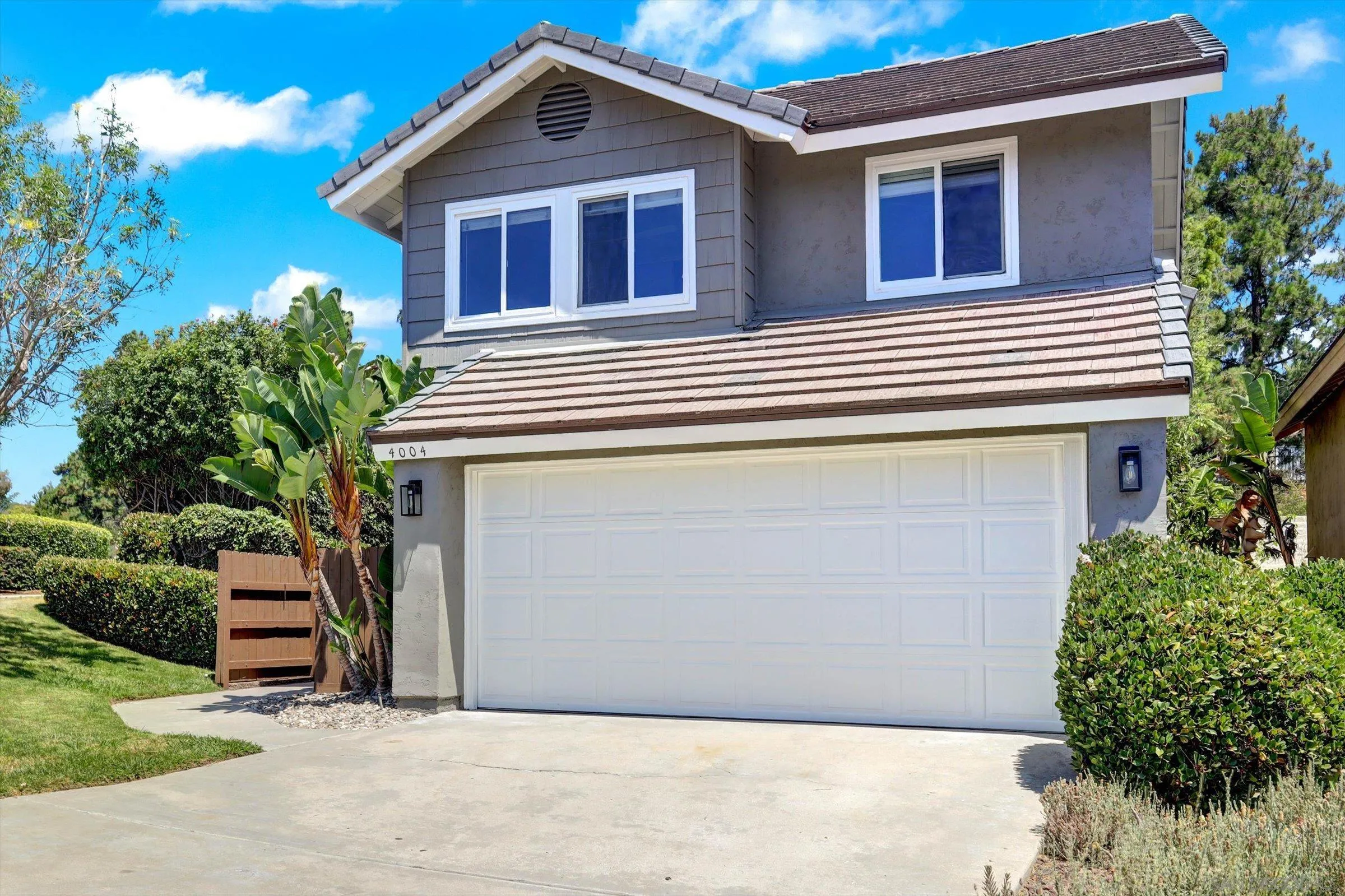 https://cdn.realtyfeed.com/cdn/127/260017769/89f825a1ac6e5be5643c45fb84e9939c.webp