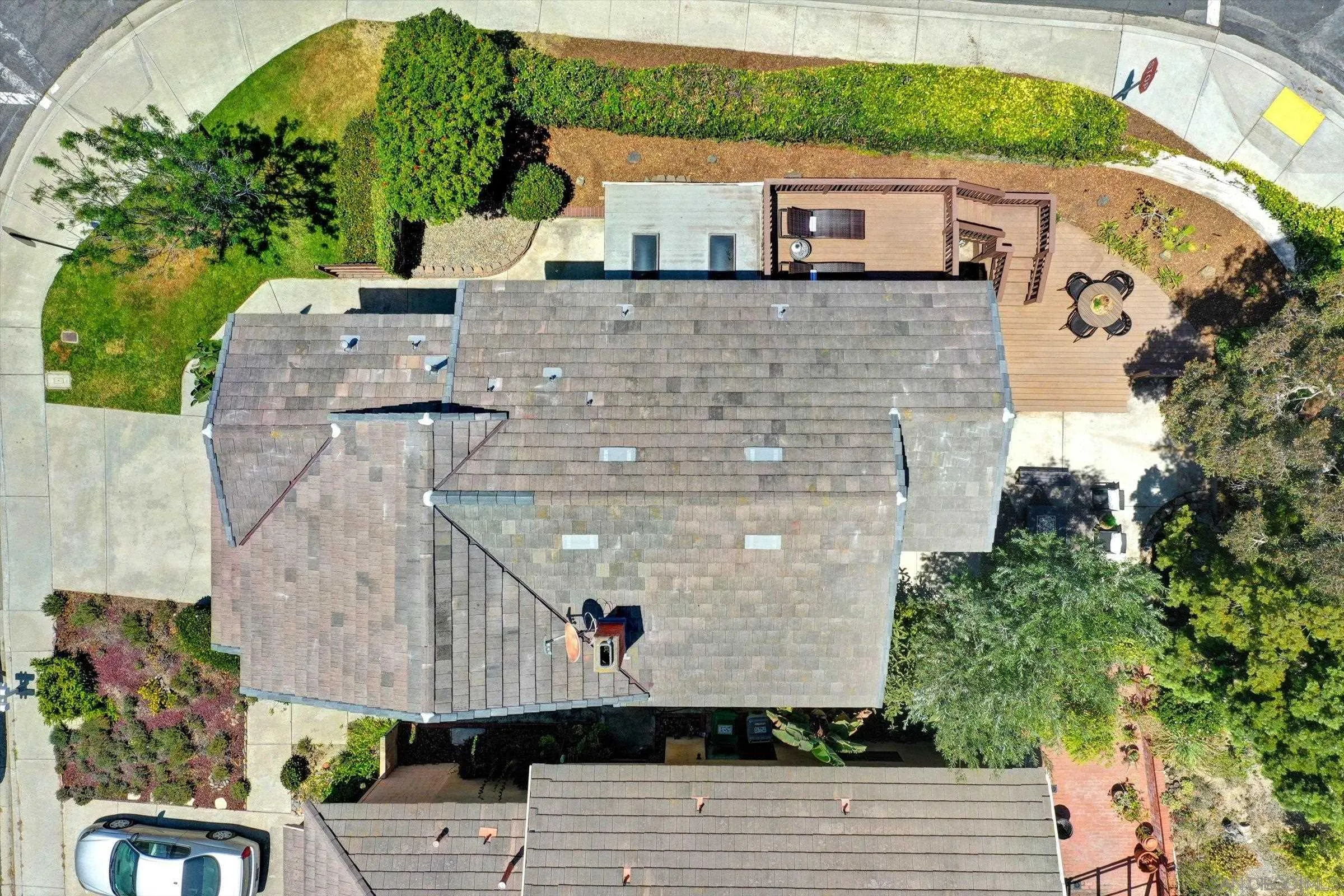https://cdn.realtyfeed.com/cdn/127/260017769/b4cd6ec56fd7f02e85f338edb301192a.webp