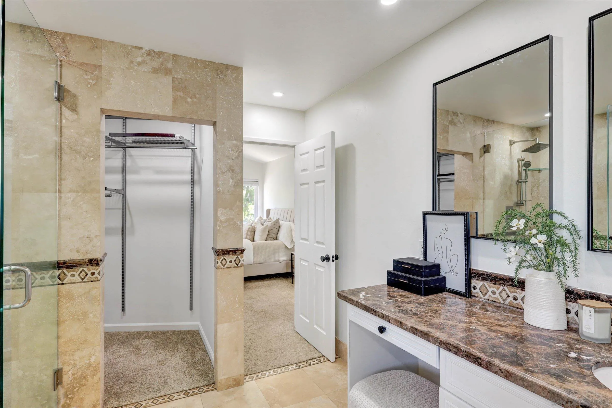 https://cdn.realtyfeed.com/cdn/127/260017769/dfdfa14bd09d8e3c0784ef7c691d1c1e.webp