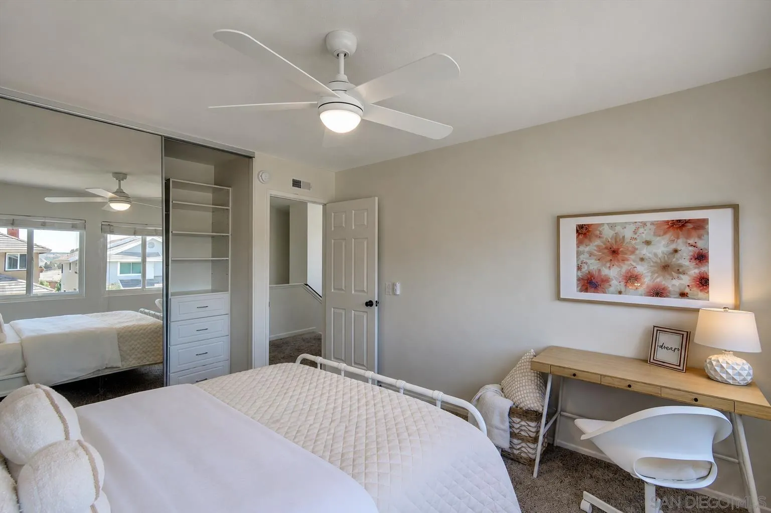 https://cdn.realtyfeed.com/cdn/127/260017769/fecb07dcb6bb5d5f061252df72491625.webp