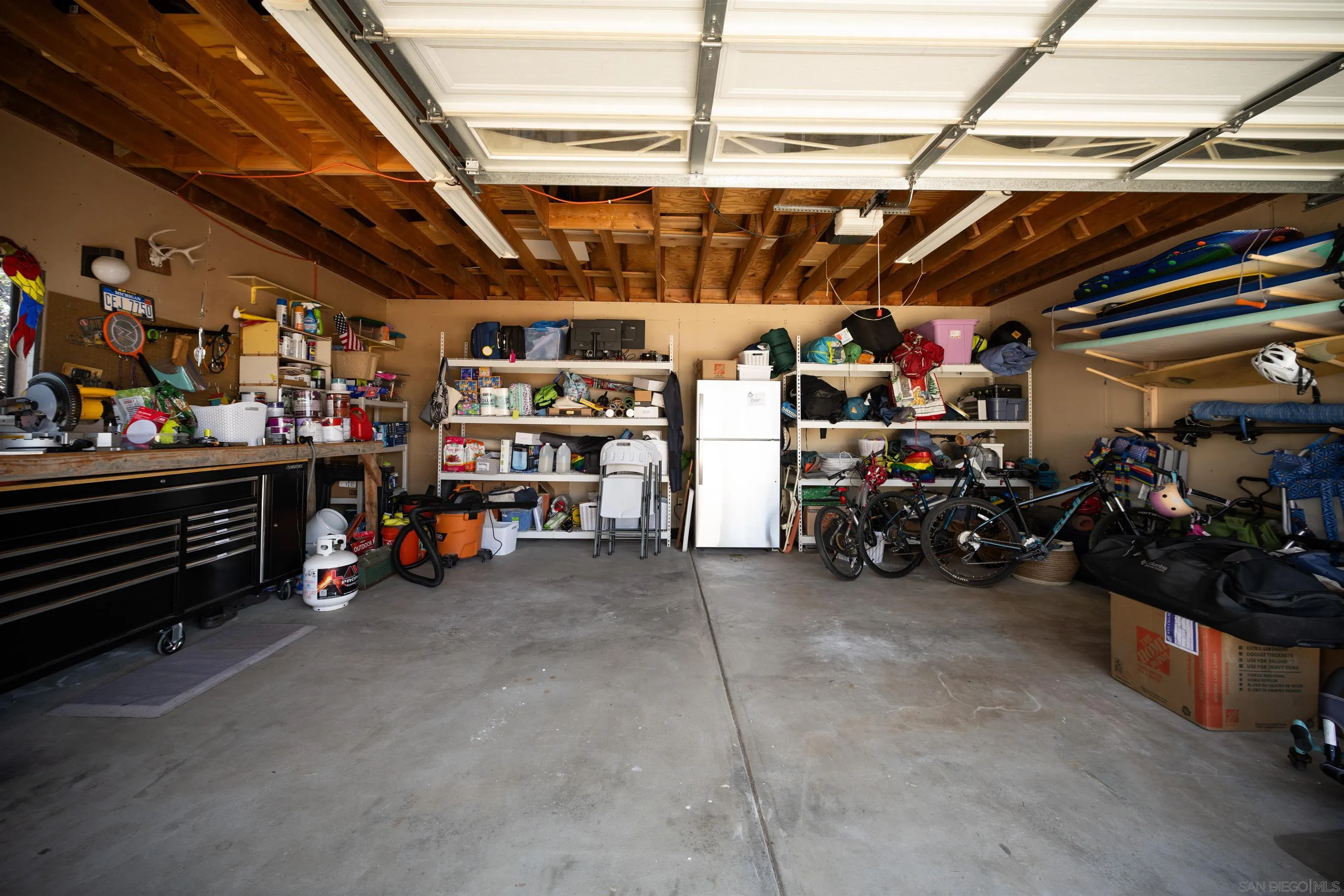 https://cdn.realtyfeed.com/cdn/127/260017776/370a1b44b33169d8ffa1aea47580fbc1.webp