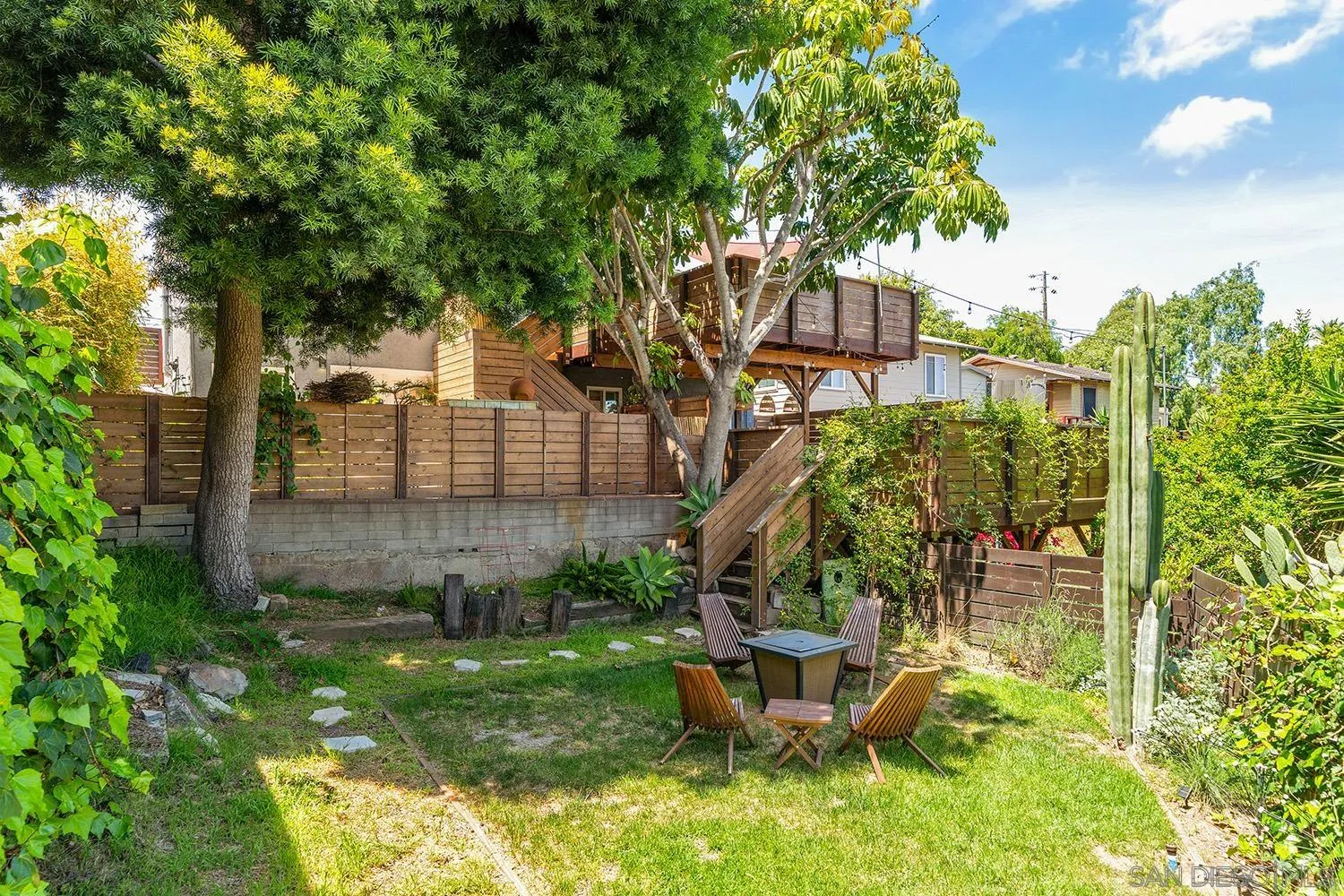 https://cdn.realtyfeed.com/cdn/127/260017782/0c8f304972be64e83fd3071cbeba5373.webp