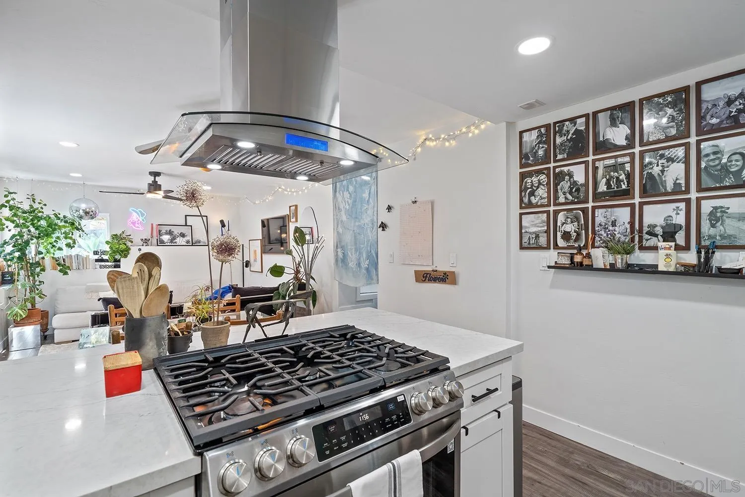 https://cdn.realtyfeed.com/cdn/127/260017782/c46c5cf7866cc78a1b5f40d5693d45de.webp