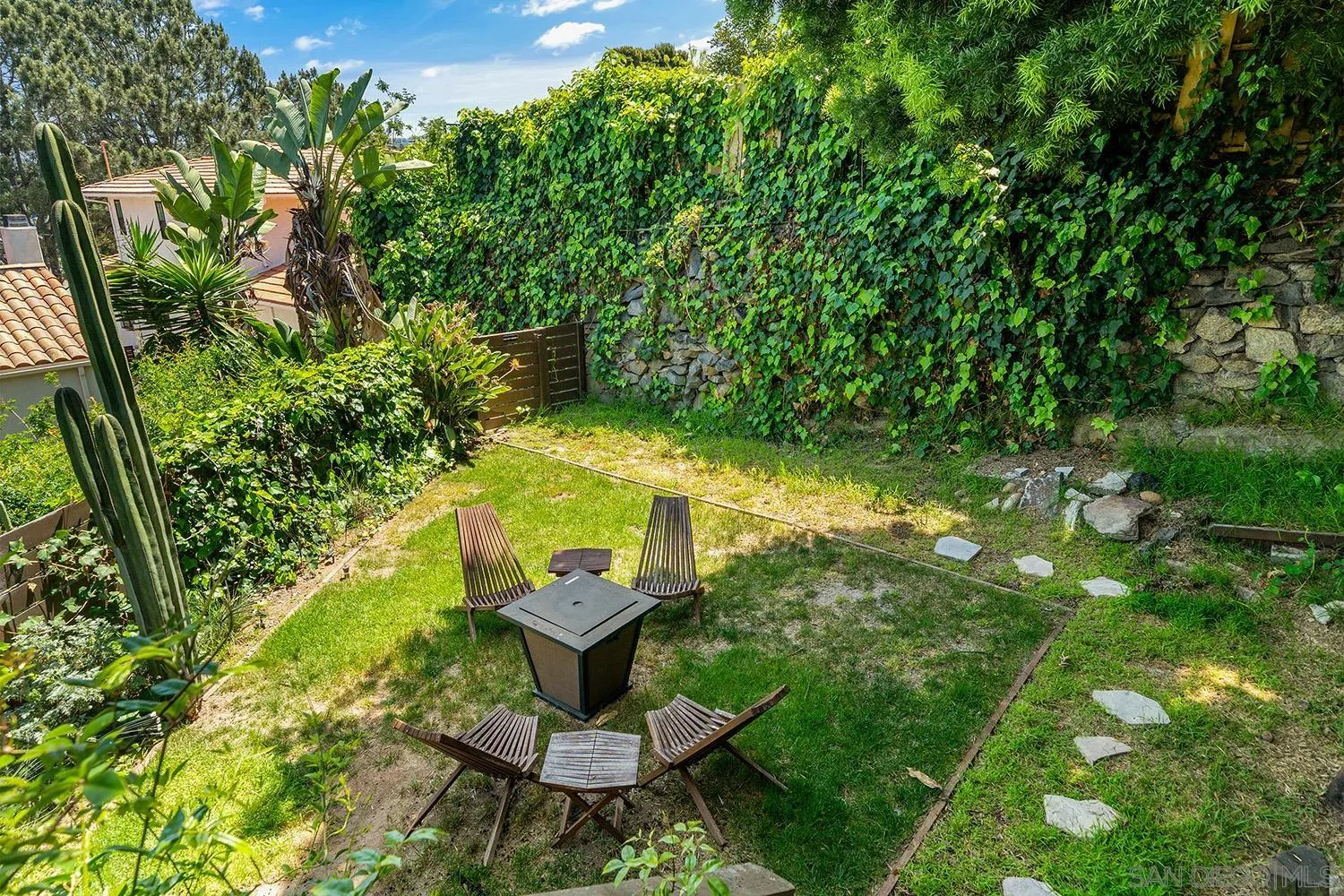 https://cdn.realtyfeed.com/cdn/127/260017782/d9143441c671c1043925814daeba9a40.webp