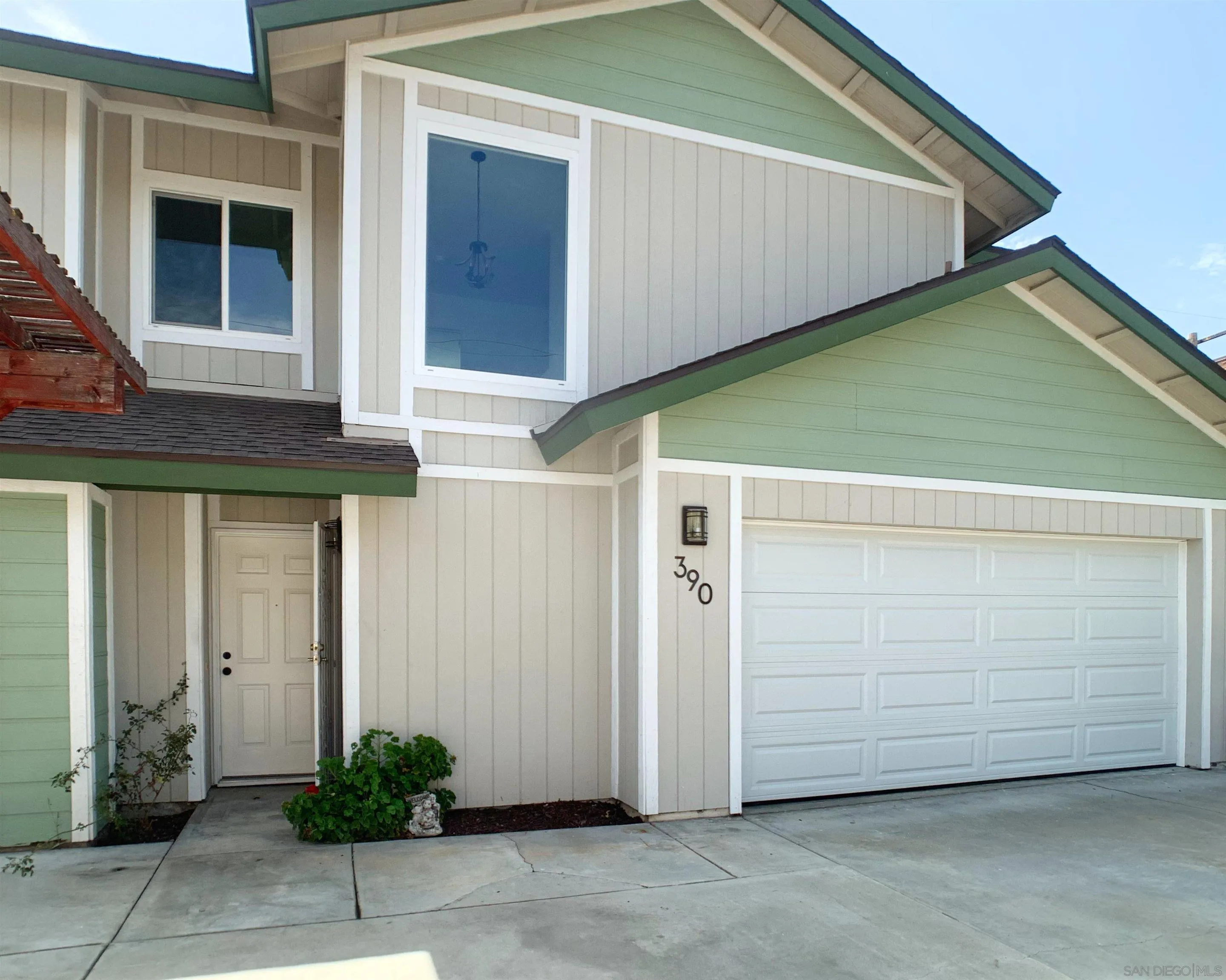 https://cdn.realtyfeed.com/cdn/127/260017784/9324bb7faaea9e6dc5faaacf09aa0e11.webp