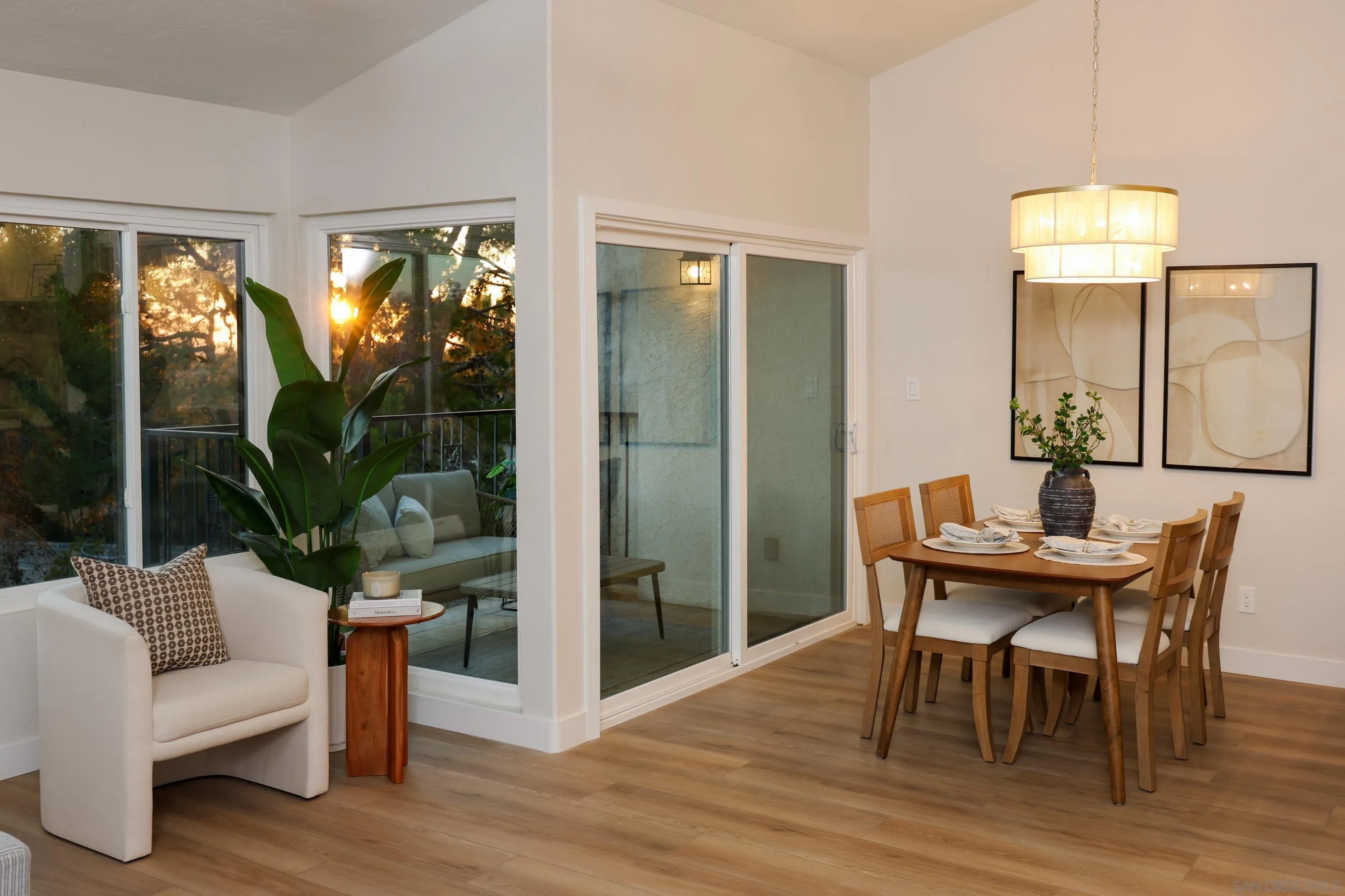 https://cdn.realtyfeed.com/cdn/127/260017792/ef22091e774189f23f5d2234a0a355bb.webp