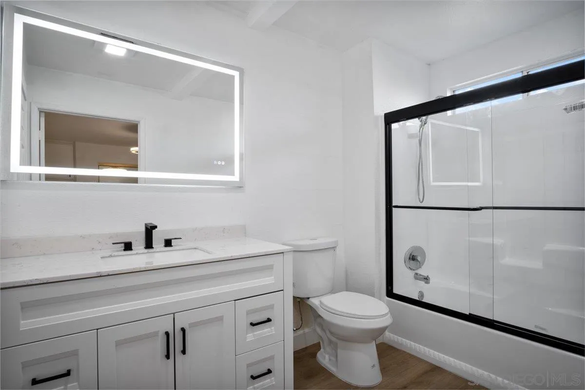 https://cdn.realtyfeed.com/cdn/127/260017800/1d7ffeecbf3ab36ecaaf1a76a7d2fa74.webp