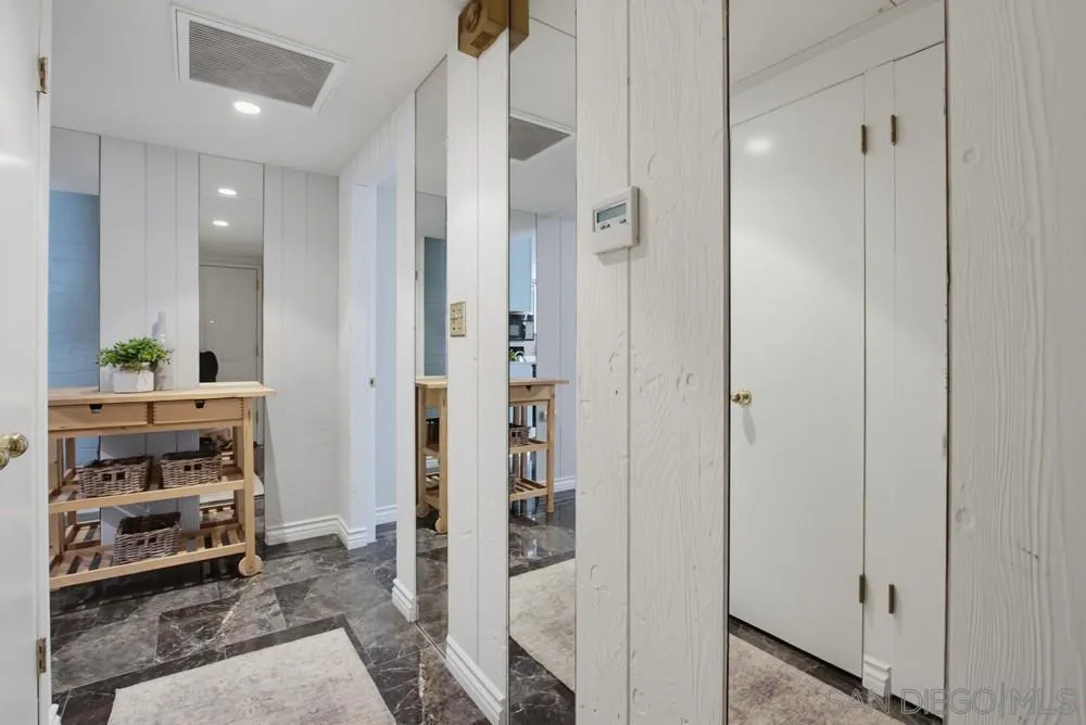 https://cdn.realtyfeed.com/cdn/127/260017807/6b053a8a37c4de2719103dc642ac8bf8.webp