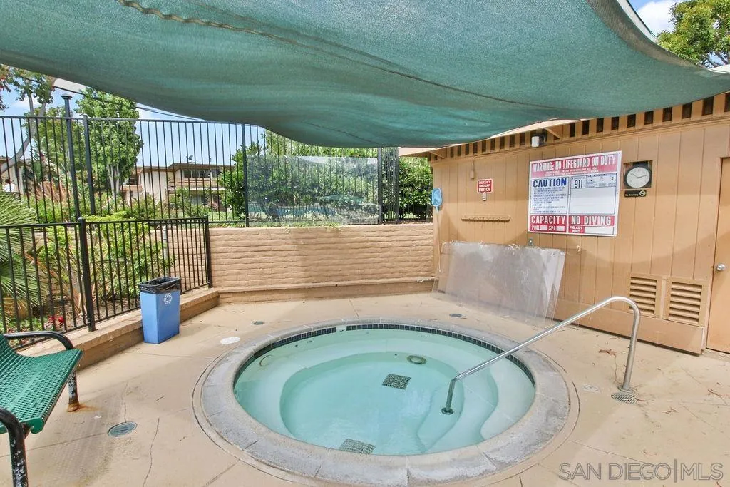 https://cdn.realtyfeed.com/cdn/127/260017807/95ae7000b4fc5fae8d939f5074e9eae8.webp