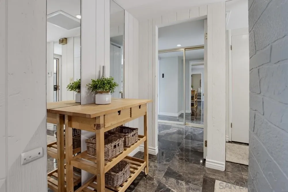 https://cdn.realtyfeed.com/cdn/127/260017807/d4e046d22d6012cf0ff37614045f319b.webp