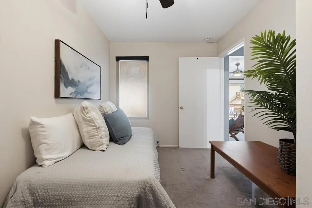 https://cdn.realtyfeed.com/cdn/127/260017807/eac8c208858285416ebebd170ef2b393.webp