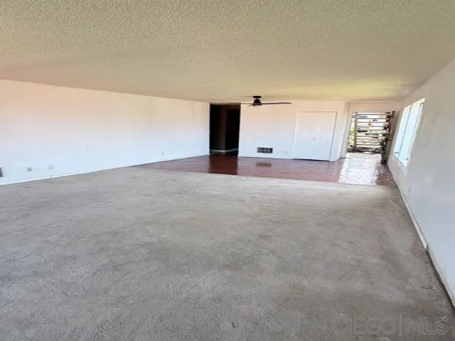 Photo #6: 260017812 Listing: Photo #6