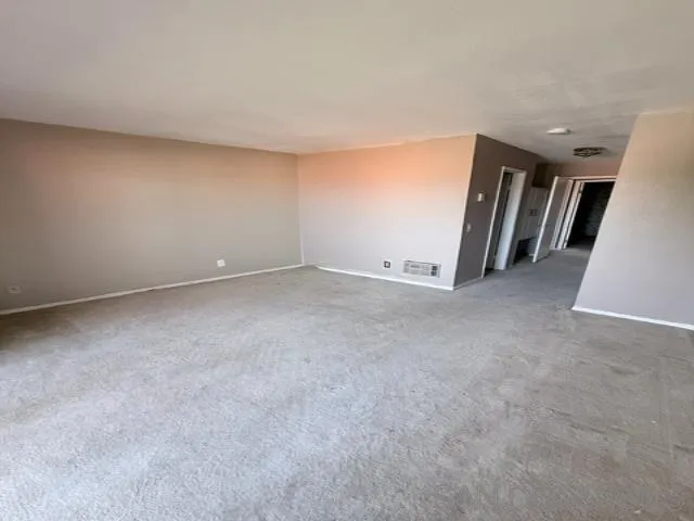 Photo #12: 260017812 Listing: Photo #12