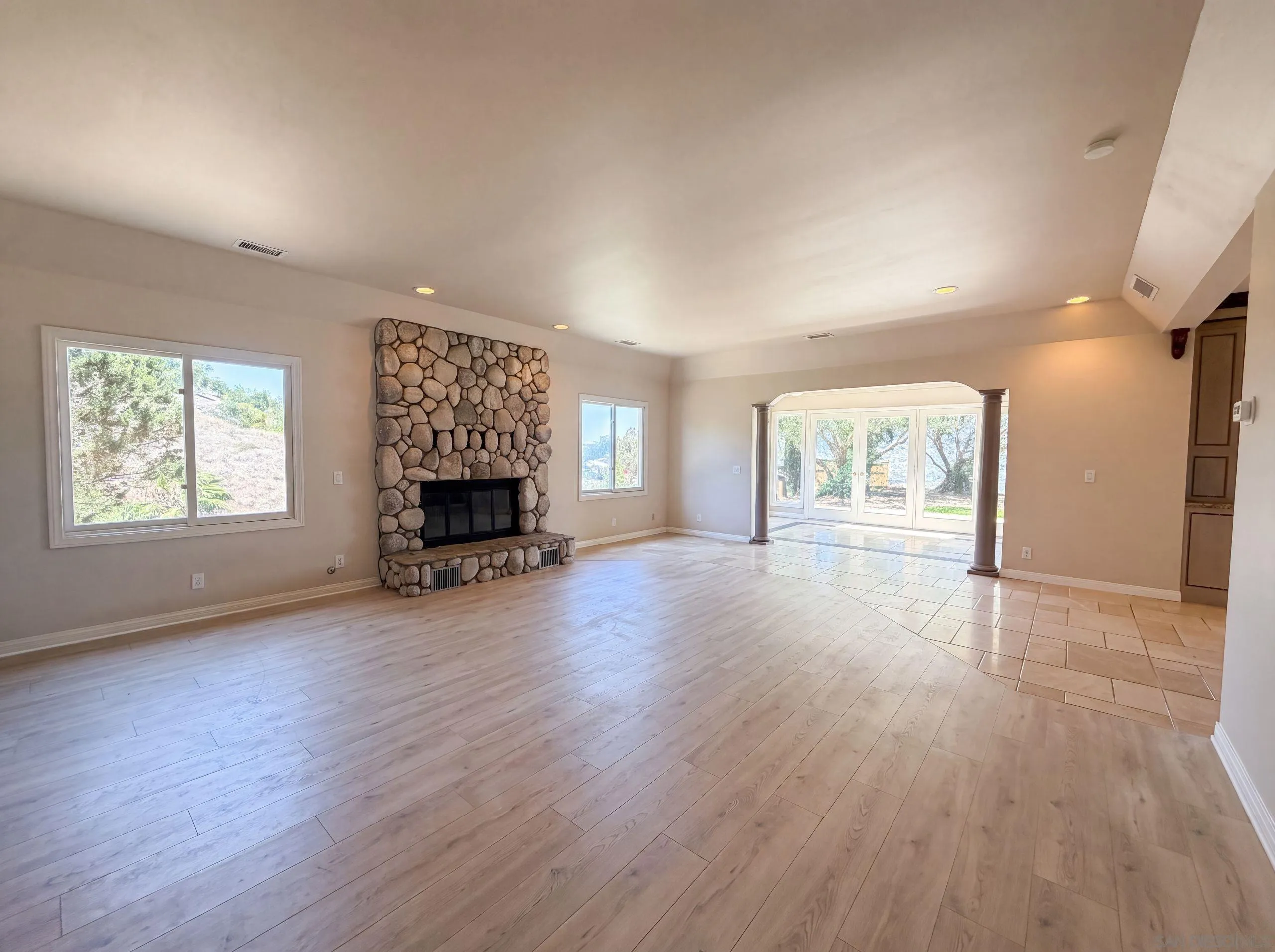 30181 Via Maria Elena, Bonsall, CA 92003 - Photo 3 of 35, Bonsall, CA