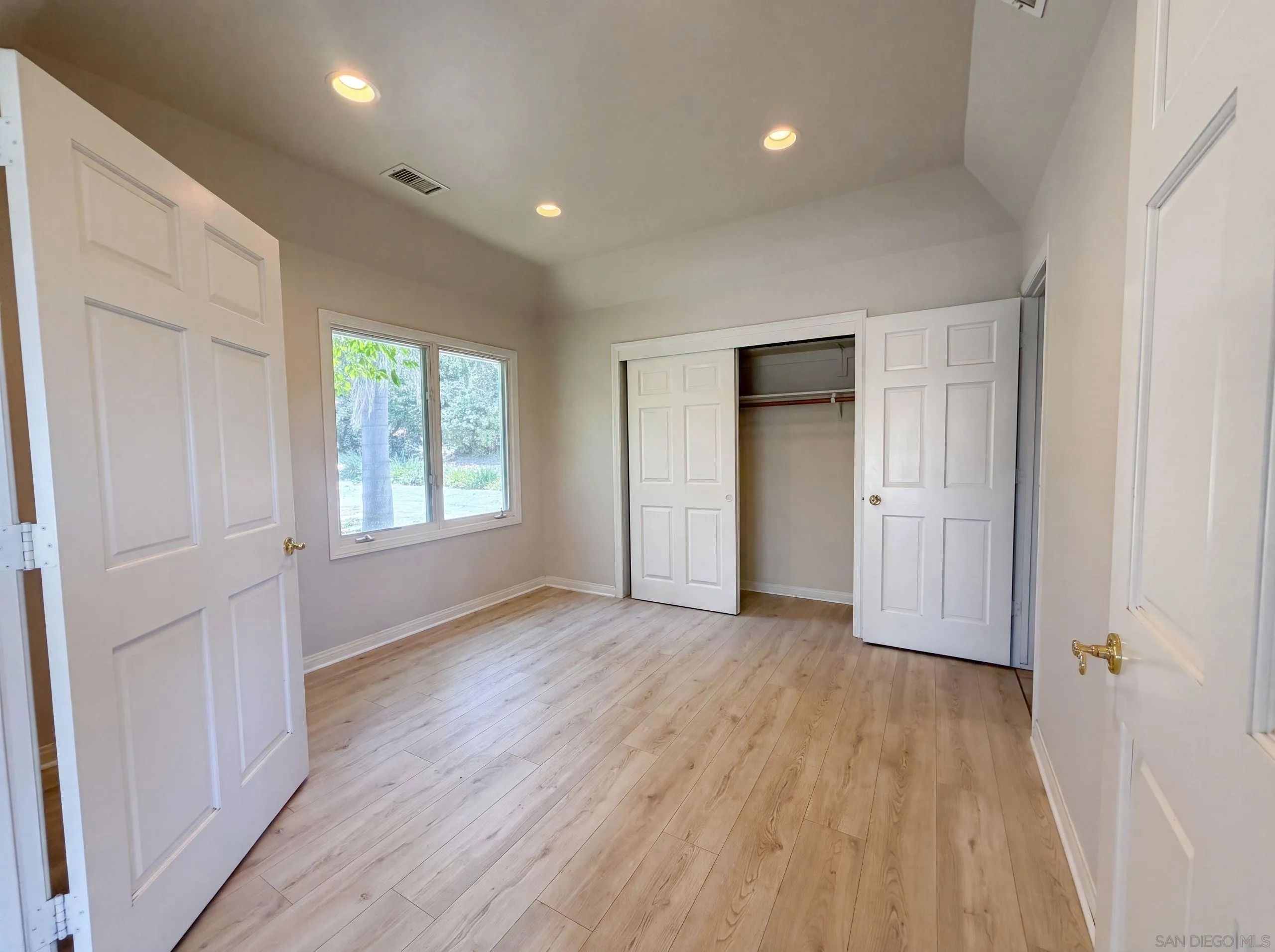 30181 Via Maria Elena, Bonsall, CA 92003 - Photo 4 of 35, Bonsall, CA