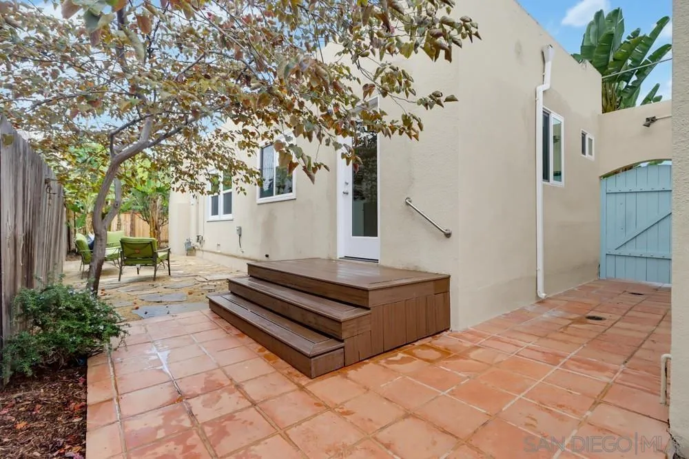 https://cdn.realtyfeed.com/cdn/127/260017818/062c19d61c87fd25e8ebf87f16d60030.webp
