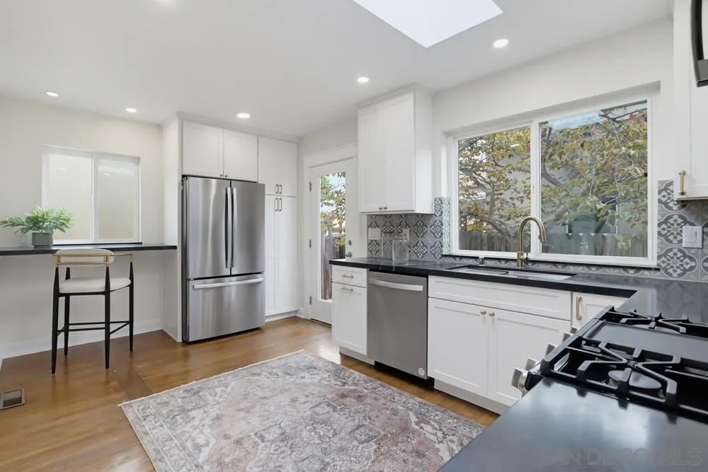 https://cdn.realtyfeed.com/cdn/127/260017818/36fb02b86b1c3e091b405e6c3da46619.webp