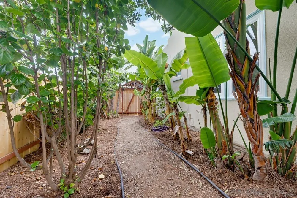 https://cdn.realtyfeed.com/cdn/127/260017818/88ed41e62b9edb18938ba7a6c9a6e6bc.webp