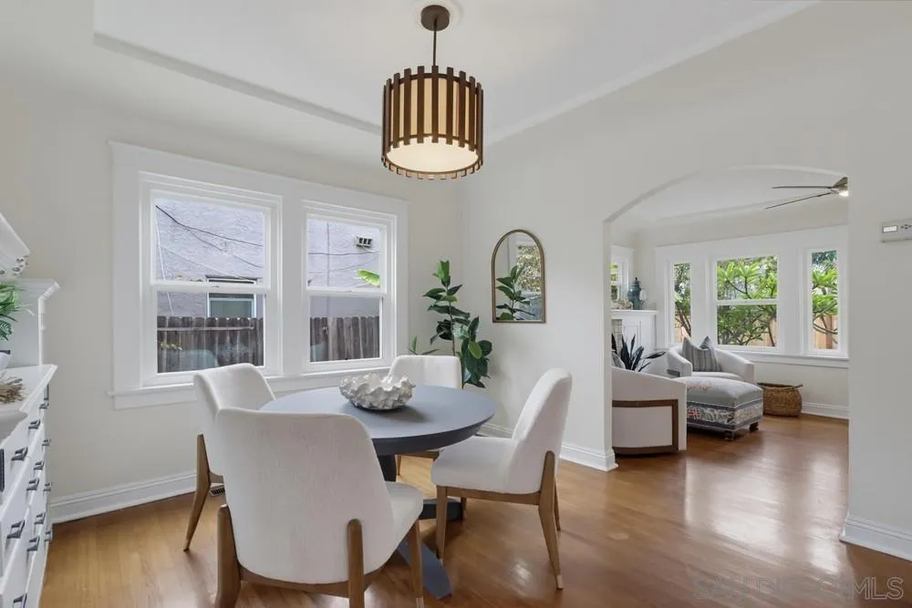 https://cdn.realtyfeed.com/cdn/127/260017818/9f8e55d157f04f1907ef59d4c3f67929.webp