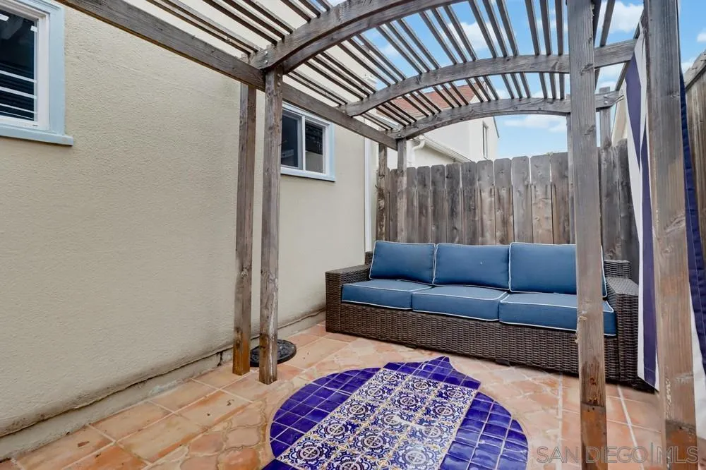 https://cdn.realtyfeed.com/cdn/127/260017818/ab29c6bdf2c166e0c71e491cf7b9b715.webp