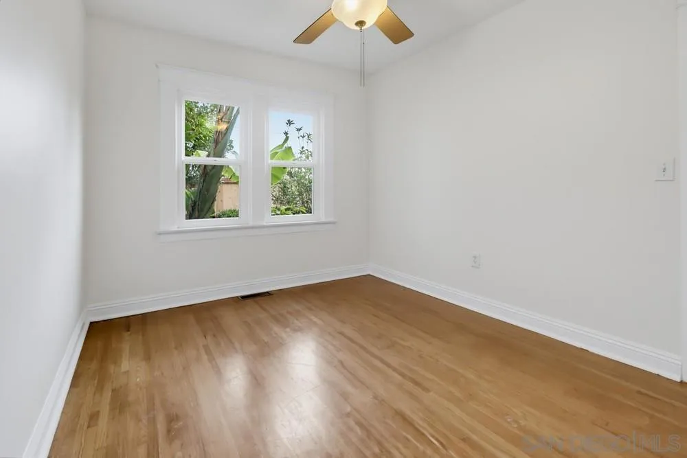 https://cdn.realtyfeed.com/cdn/127/260017818/e384af82fa61e33ef053f2fa7e6e3d1a.webp