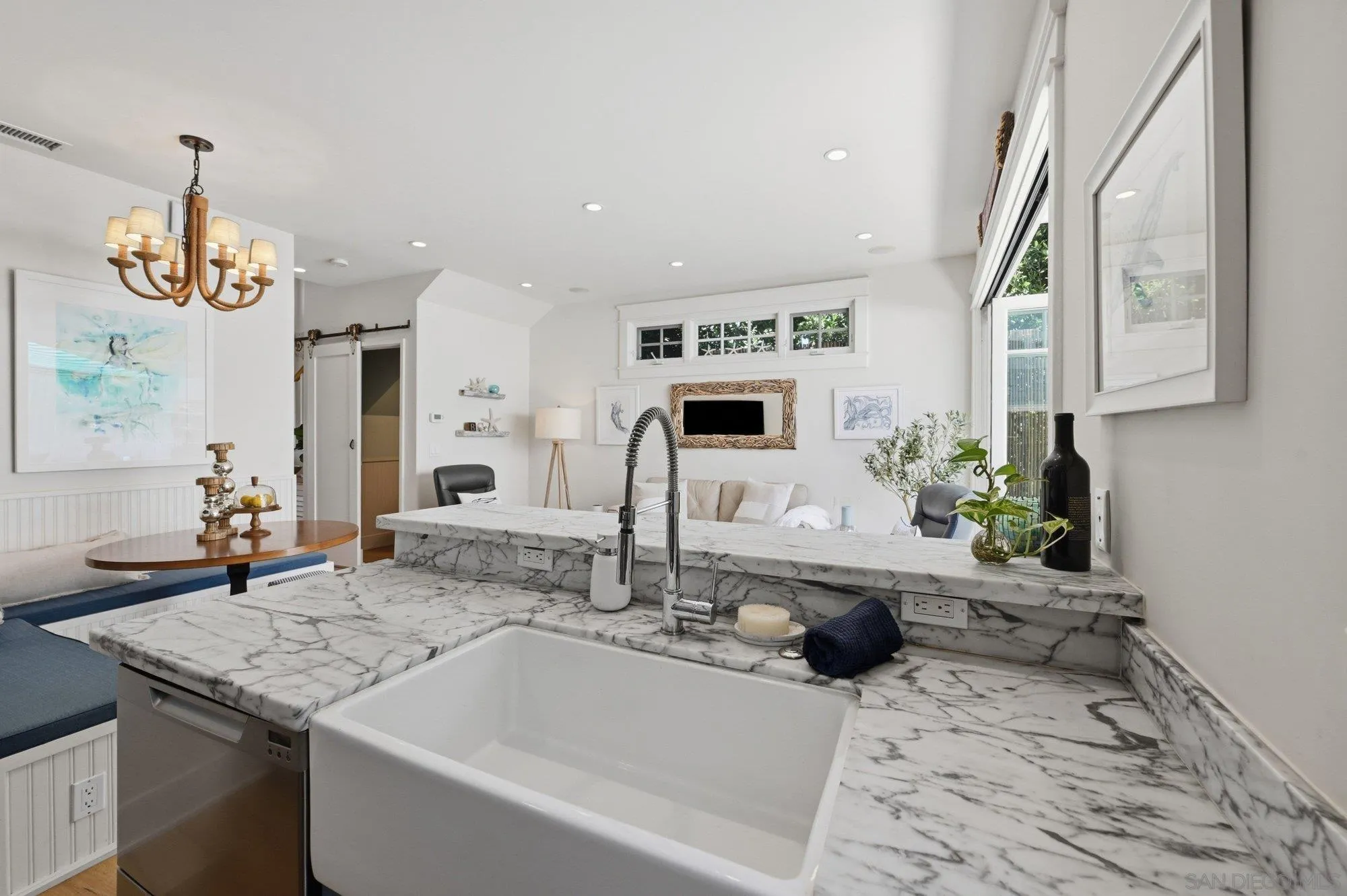 https://cdn.realtyfeed.com/cdn/127/260017824/4b193104be0bc3c8072e4b63b6ecce9a.webp
