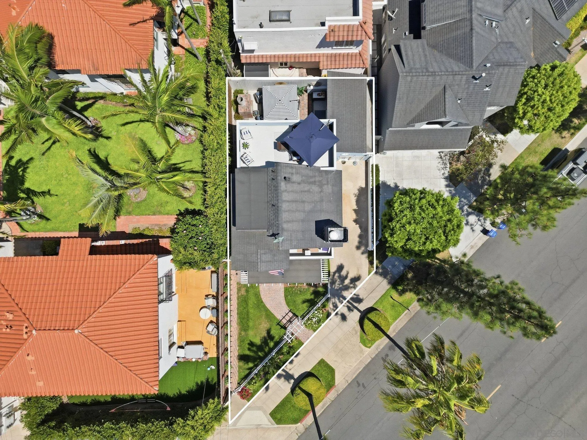 https://cdn.realtyfeed.com/cdn/127/260017824/a0f8981c12692c0fa4bd4443f5a7547c.webp