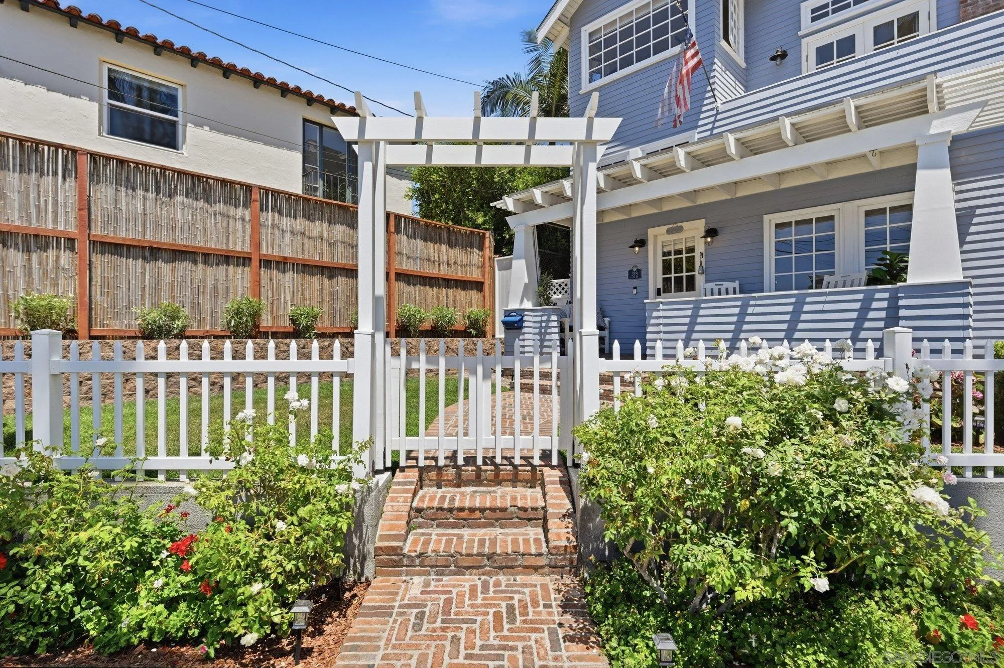 https://cdn.realtyfeed.com/cdn/127/260017824/c597dff387b272ec9dcadf0bc84dc15d.webp