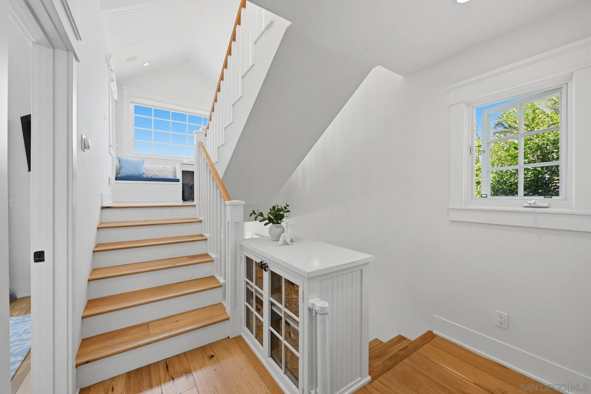 https://cdn.realtyfeed.com/cdn/127/260017824/e3a51151e8039b647097b2369ed73269.webp